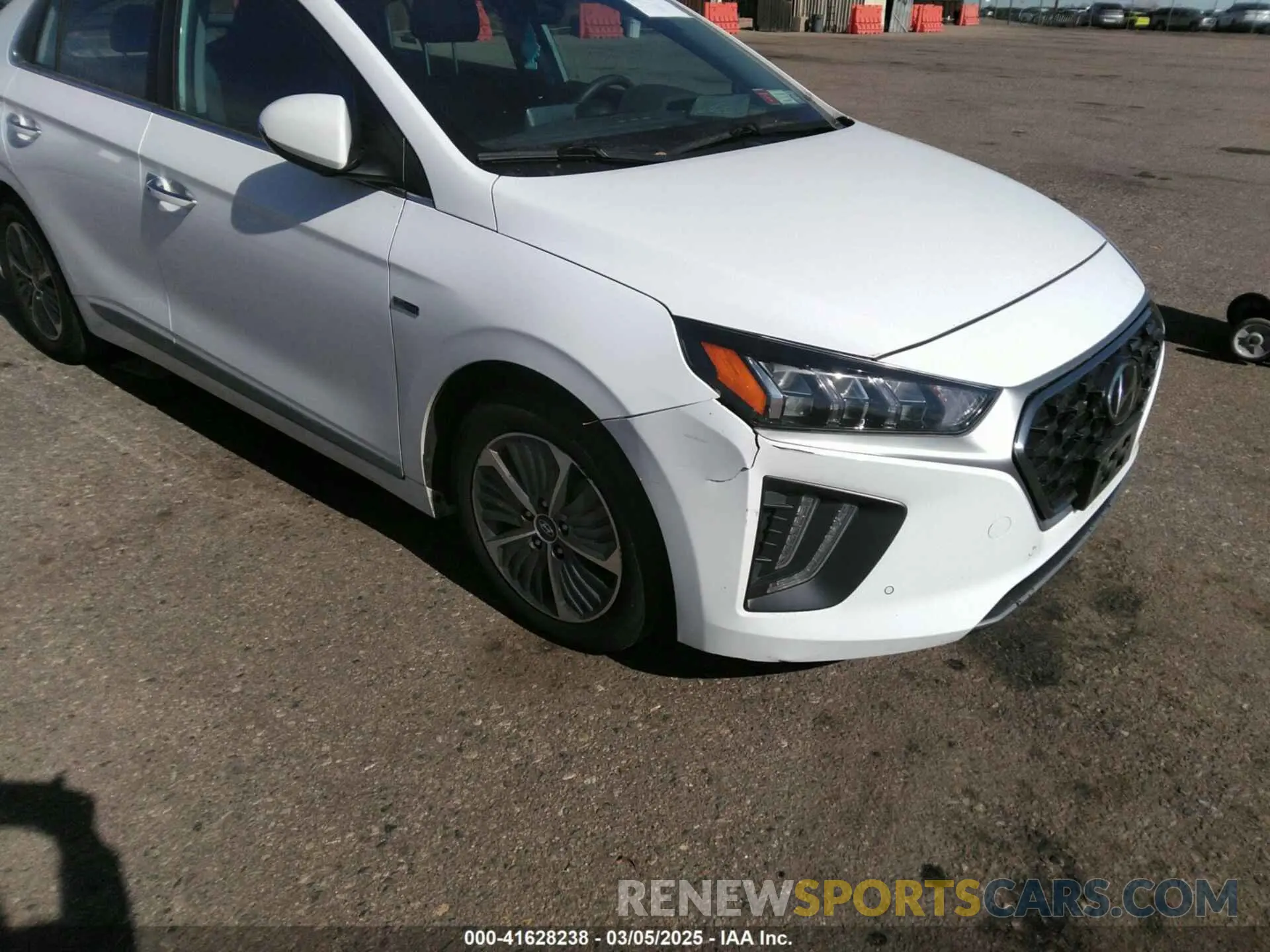 6 fotografías del automóvil dañado KMHCX5LD3LU241239 HYUNDAI IONIQ PLUG-IN HYBRID 2020