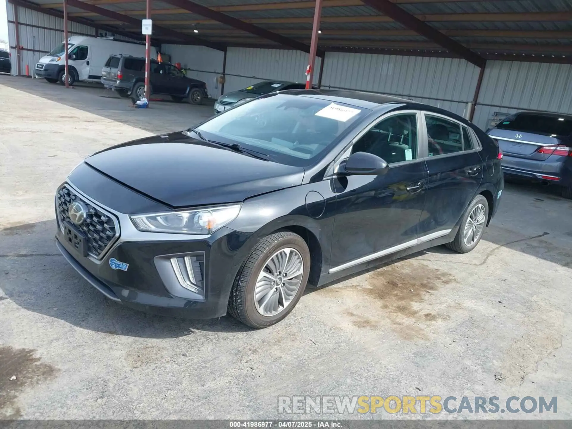 2 fotografías del automóvil dañado KMHC65LD3MU249765 HYUNDAI IONIQ PLUG-IN HYBRID 2021