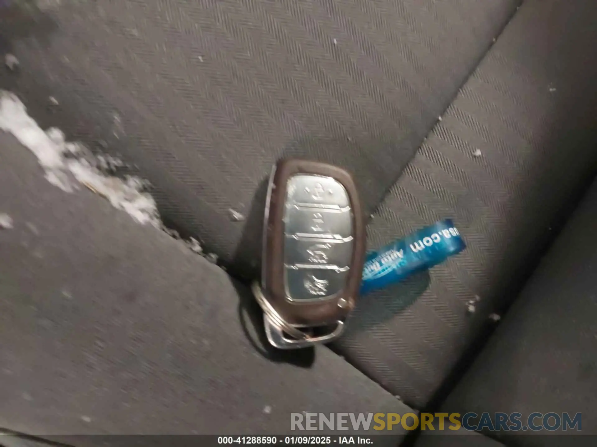 11 fotografías del automóvil dañado KMHC65LD5MU253722 HYUNDAI IONIQ PLUG-IN HYBRID 2021