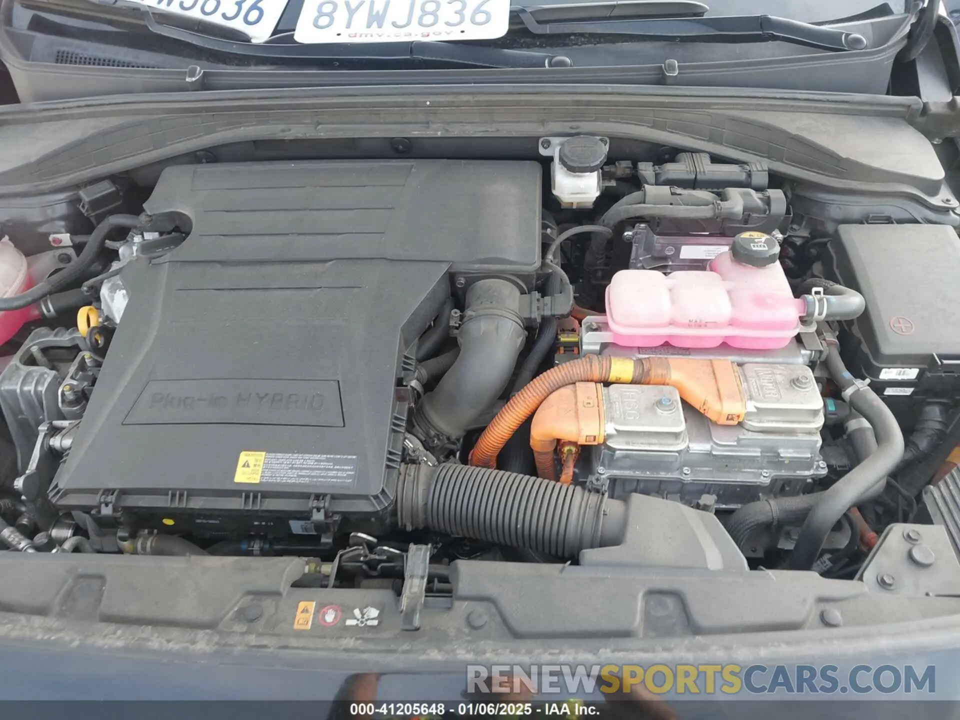 10 fotografías del automóvil dañado KMHC65LD1NU268798 HYUNDAI IONIQ PLUG-IN HYBRID 2022