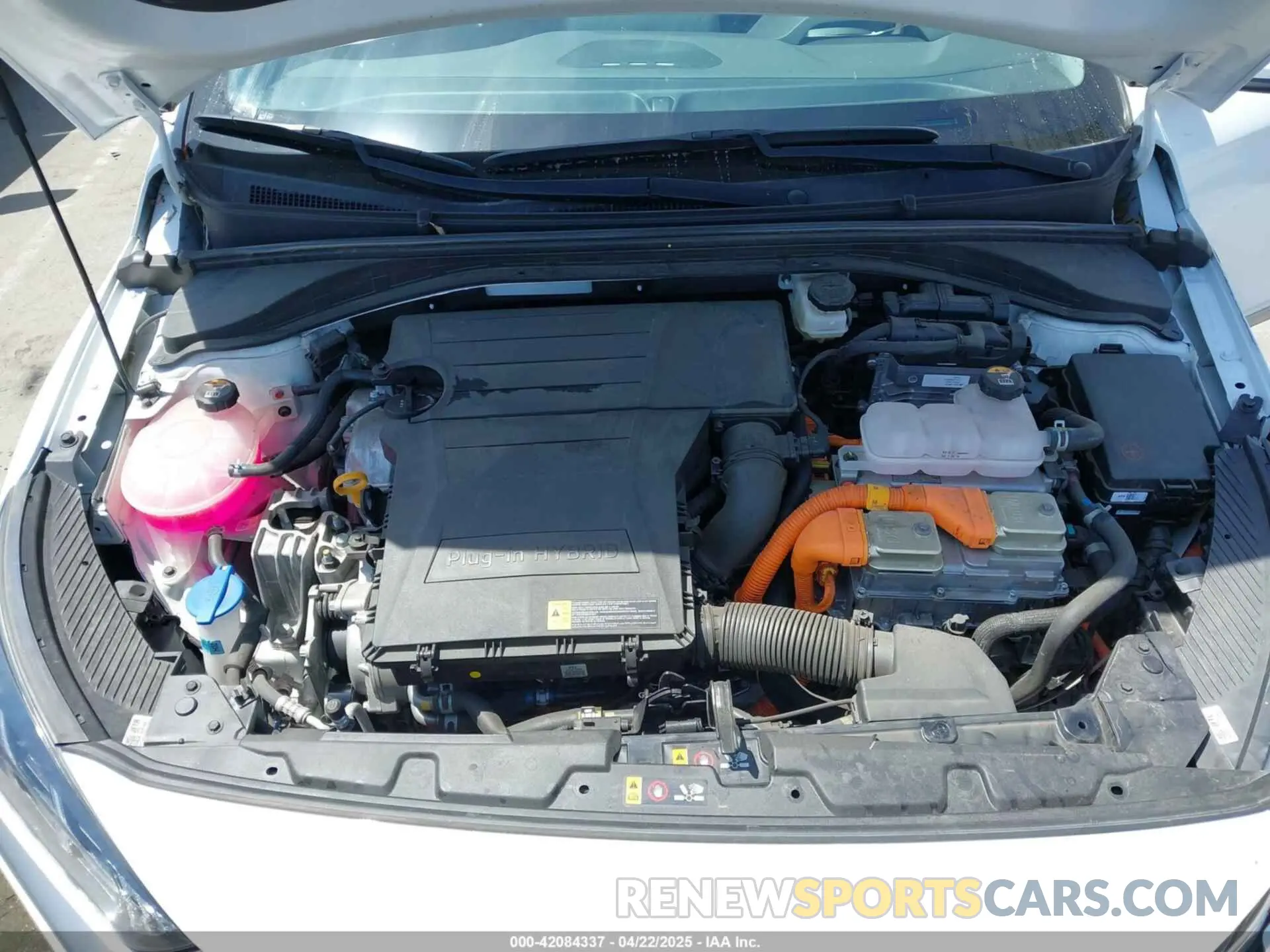 10 fotografías del automóvil dañado KMHC75LD7NU265630 HYUNDAI IONIQ PLUG-IN HYBRID 2022