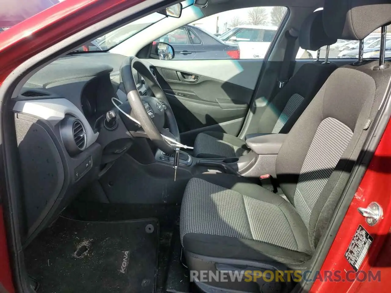 7 fotografías del automóvil dañado KM8K12AA0KU243128 HYUNDAI KONA 2019