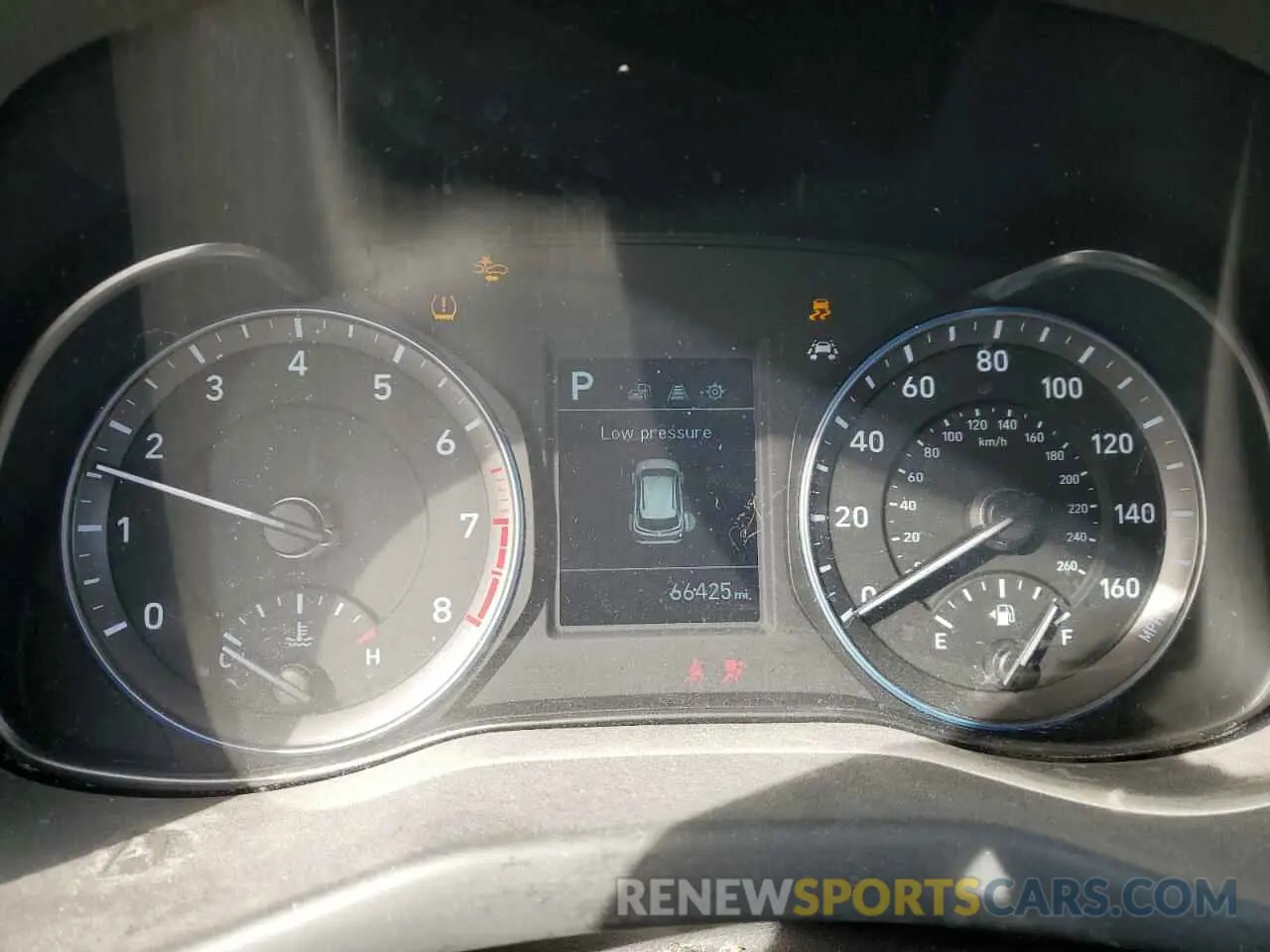 9 fotografías del automóvil dañado KM8K12AA2KU375713 HYUNDAI KONA 2019