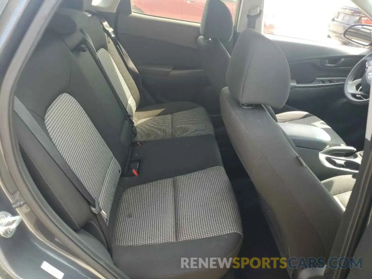 10 fotografías del automóvil dañado KM8K12AA3KU254849 HYUNDAI KONA 2019