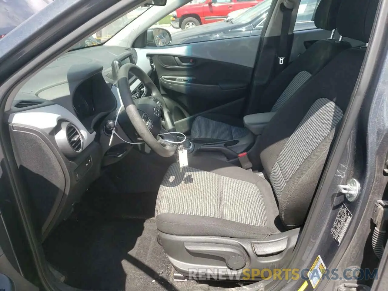 7 fotografías del automóvil dañado KM8K12AA3KU320381 HYUNDAI KONA 2019