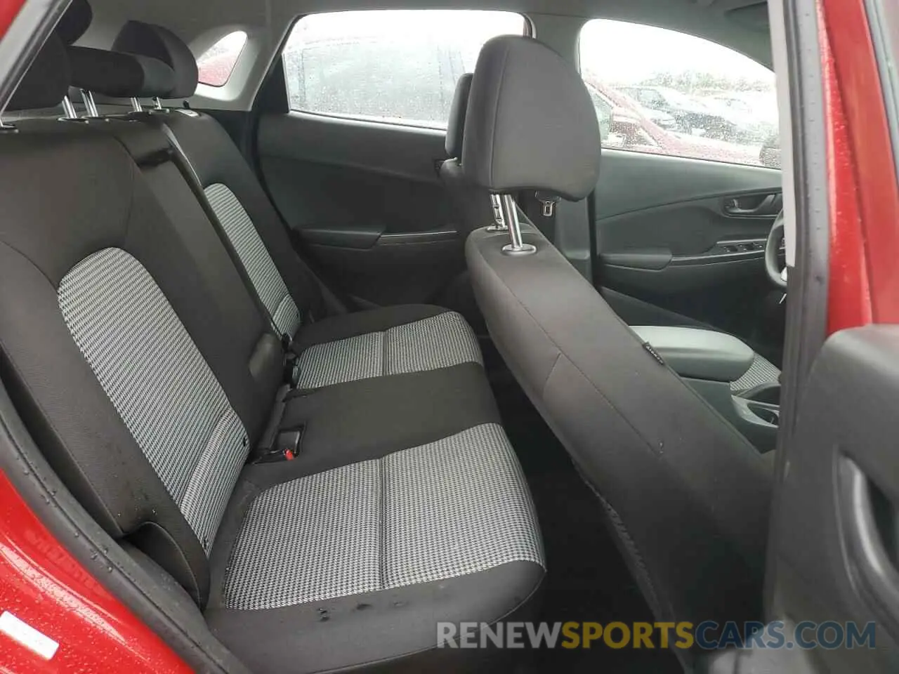 11 fotografías del automóvil dañado KM8K12AA5KU343063 HYUNDAI KONA 2019
