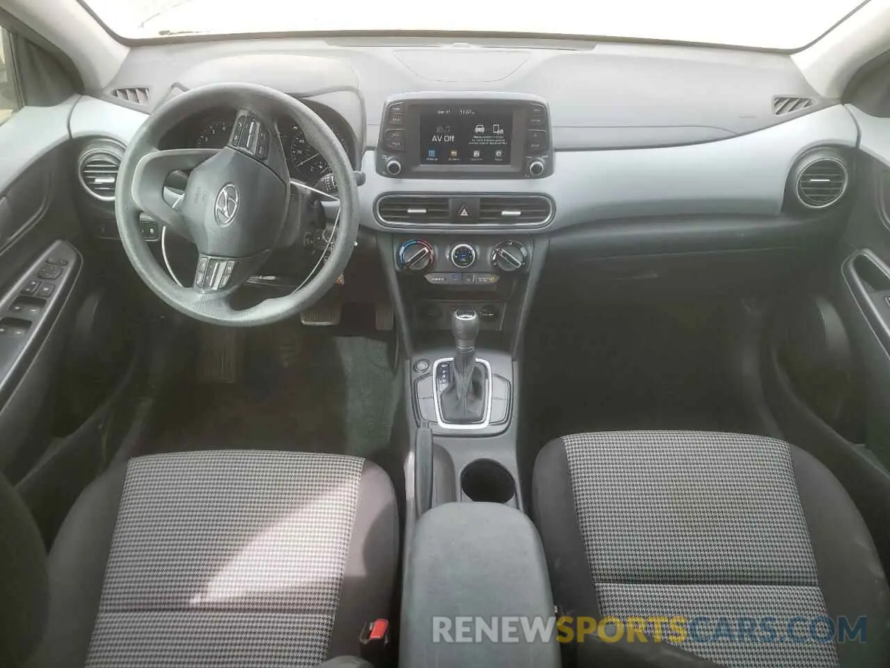 8 fotografías del automóvil dañado KM8K12AA6KU339071 HYUNDAI KONA 2019
