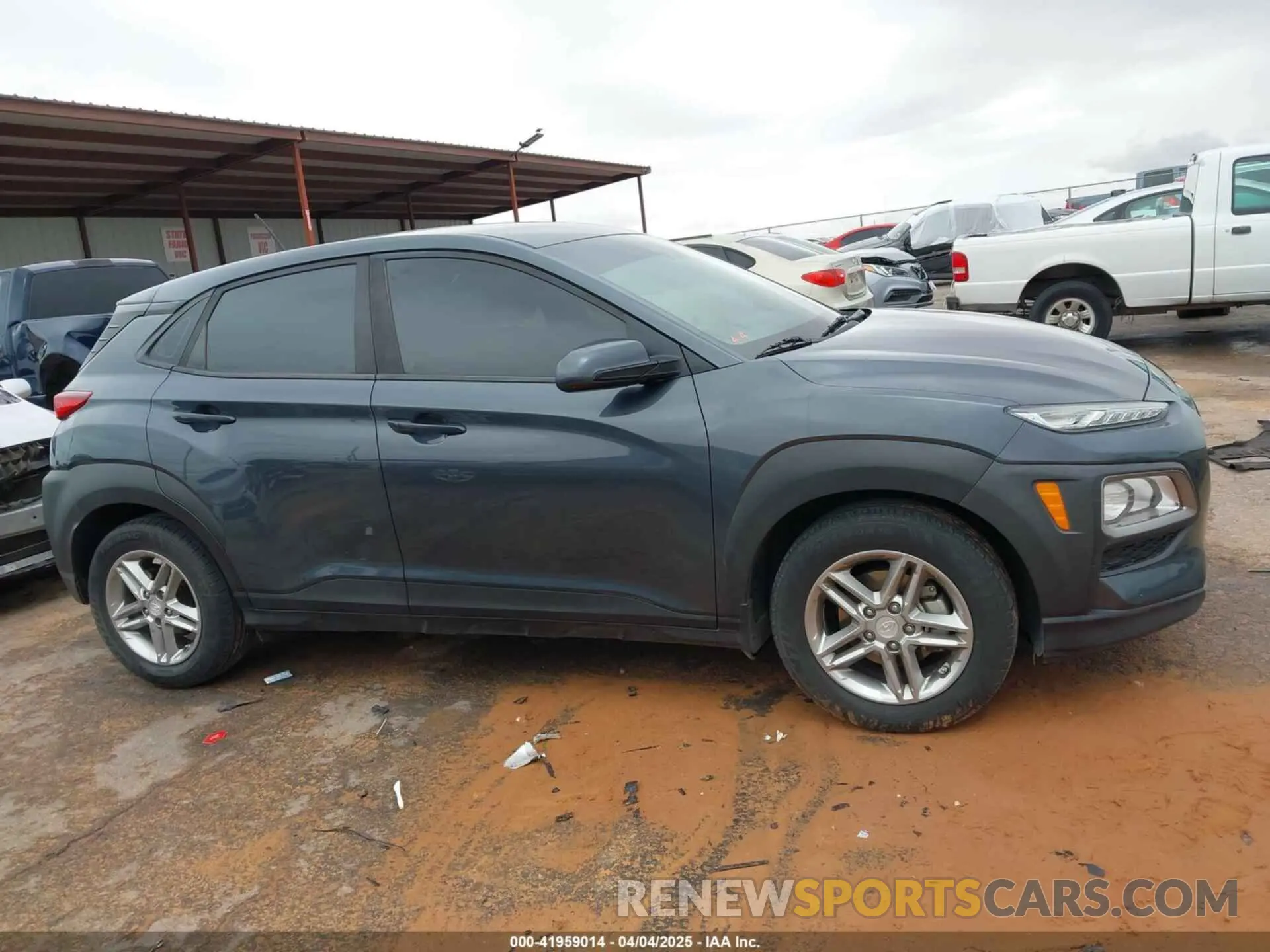 14 fotografías del automóvil dañado KM8K12AA7KU221448 HYUNDAI KONA 2019