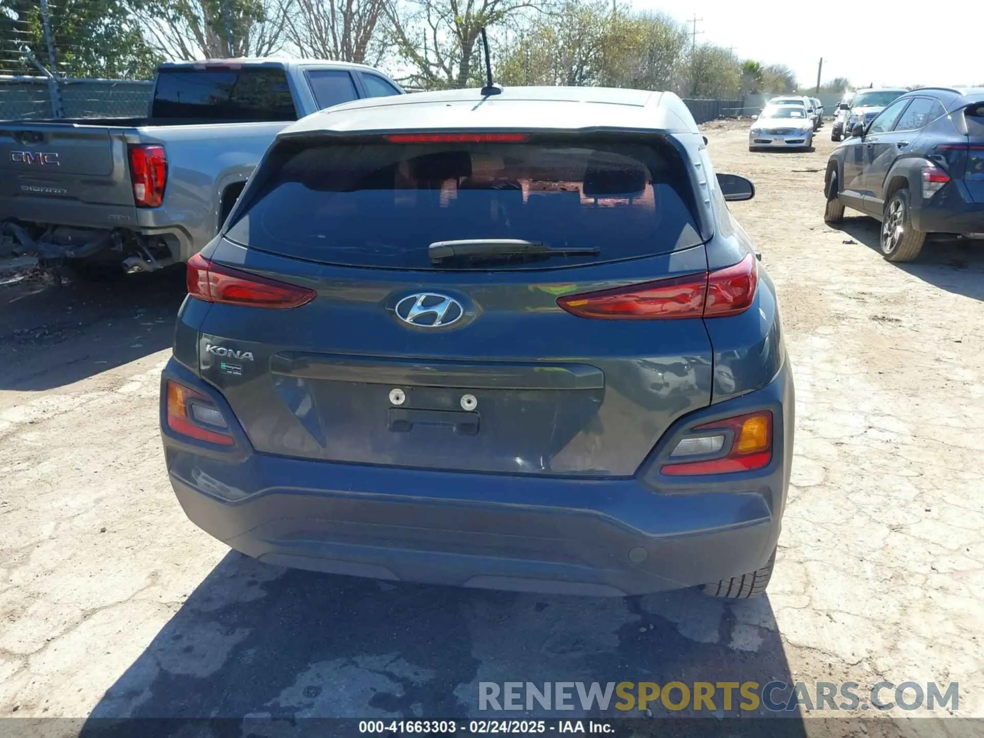 16 fotografías del automóvil dañado KM8K12AA7KU272366 HYUNDAI KONA 2019