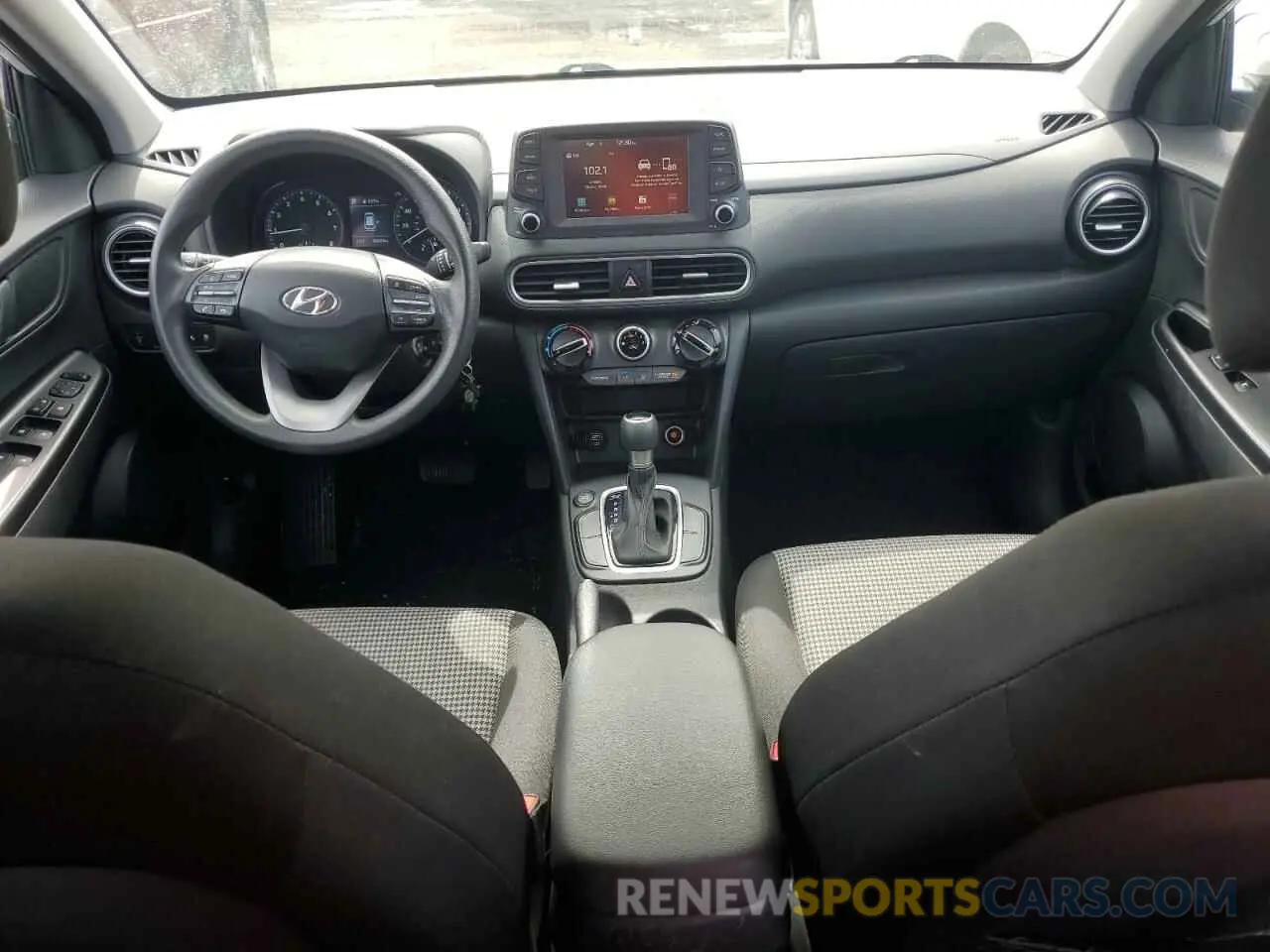 8 fotografías del automóvil dañado KM8K12AA8KU318299 HYUNDAI KONA 2019