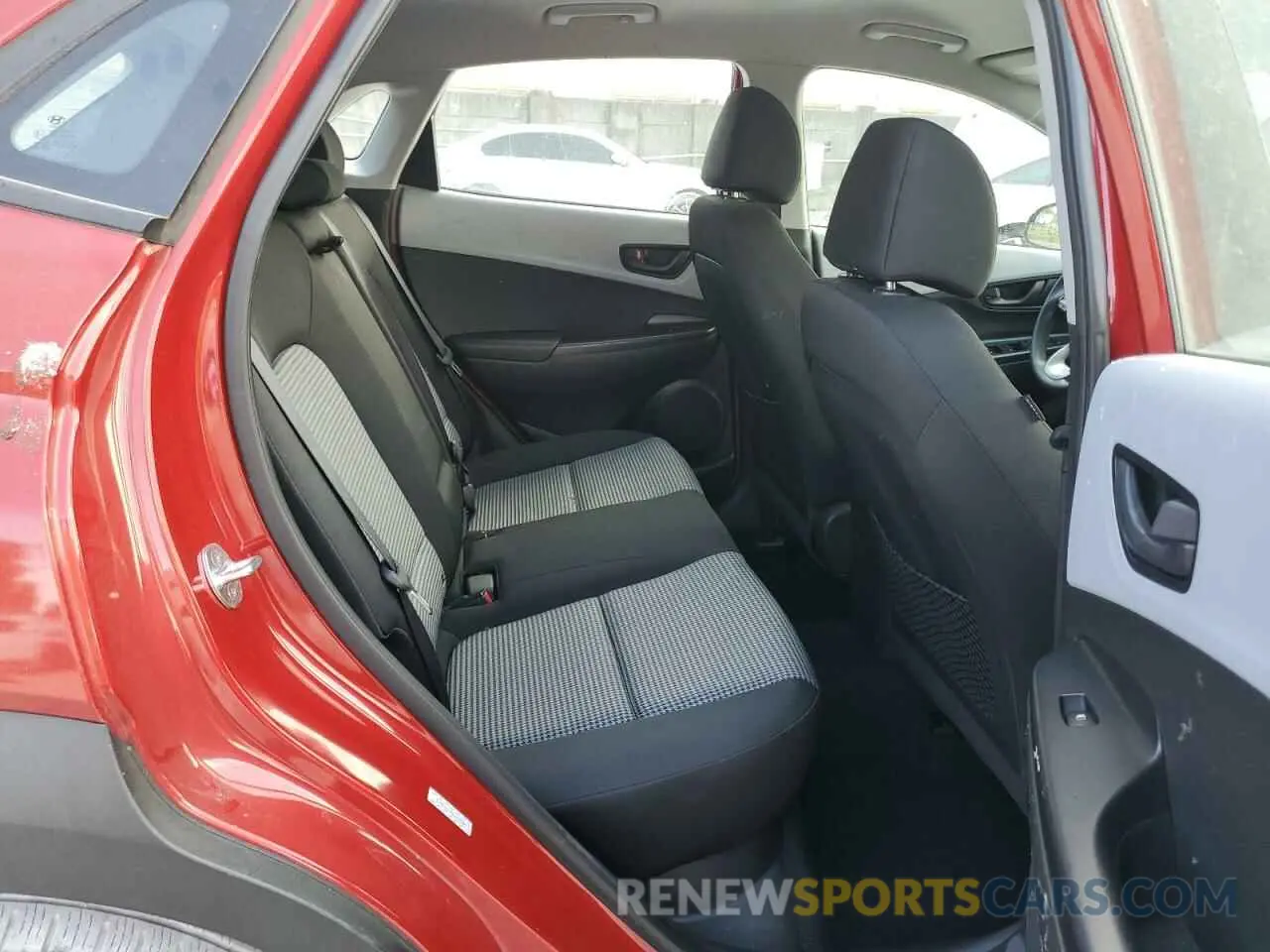 10 fotografías del automóvil dañado KM8K12AA9KU308509 HYUNDAI KONA 2019