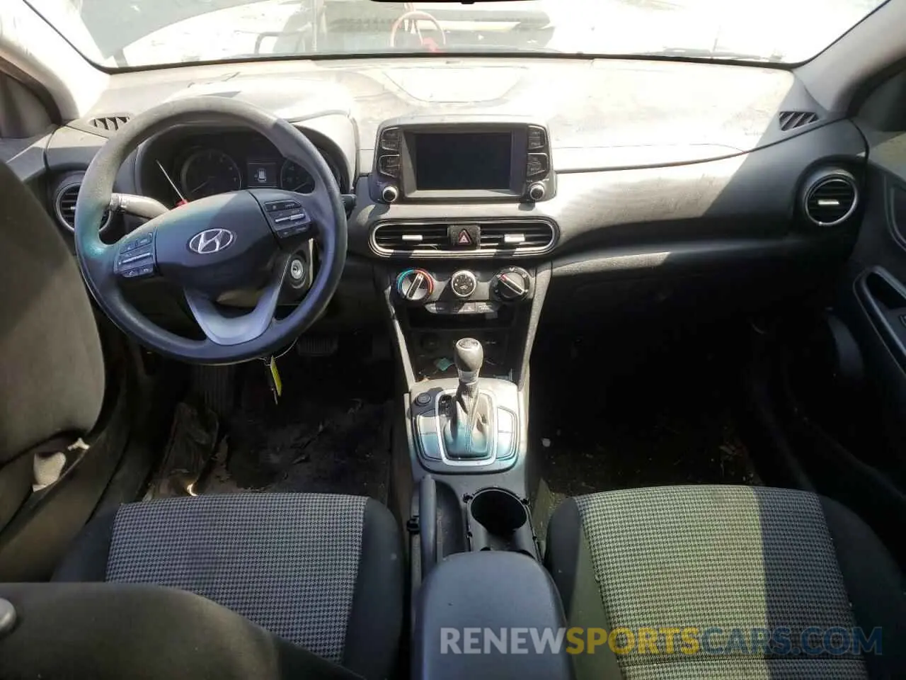 8 fotografías del automóvil dañado KM8K12AAXKU199056 HYUNDAI KONA 2019