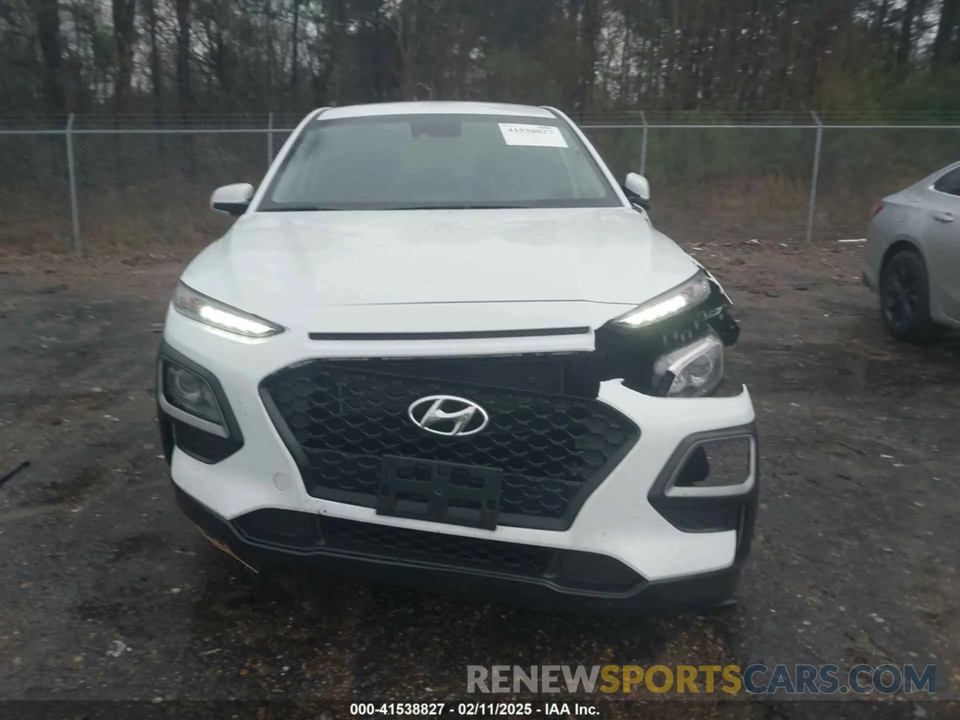 12 fotografías del automóvil dañado KM8K12AAXKU278162 HYUNDAI KONA 2019