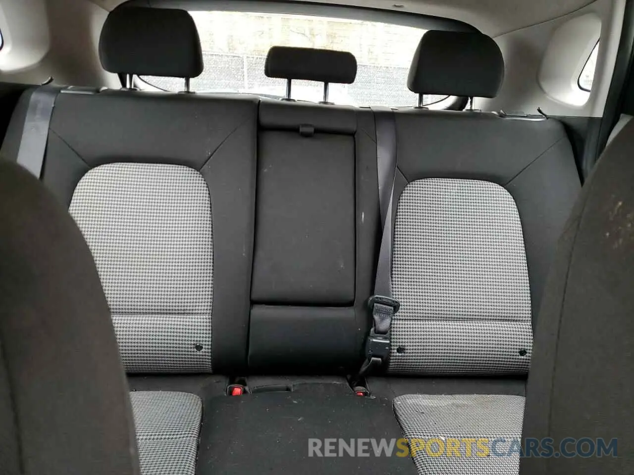 10 fotografías del automóvil dañado KM8K1CAA1KU308753 HYUNDAI KONA 2019