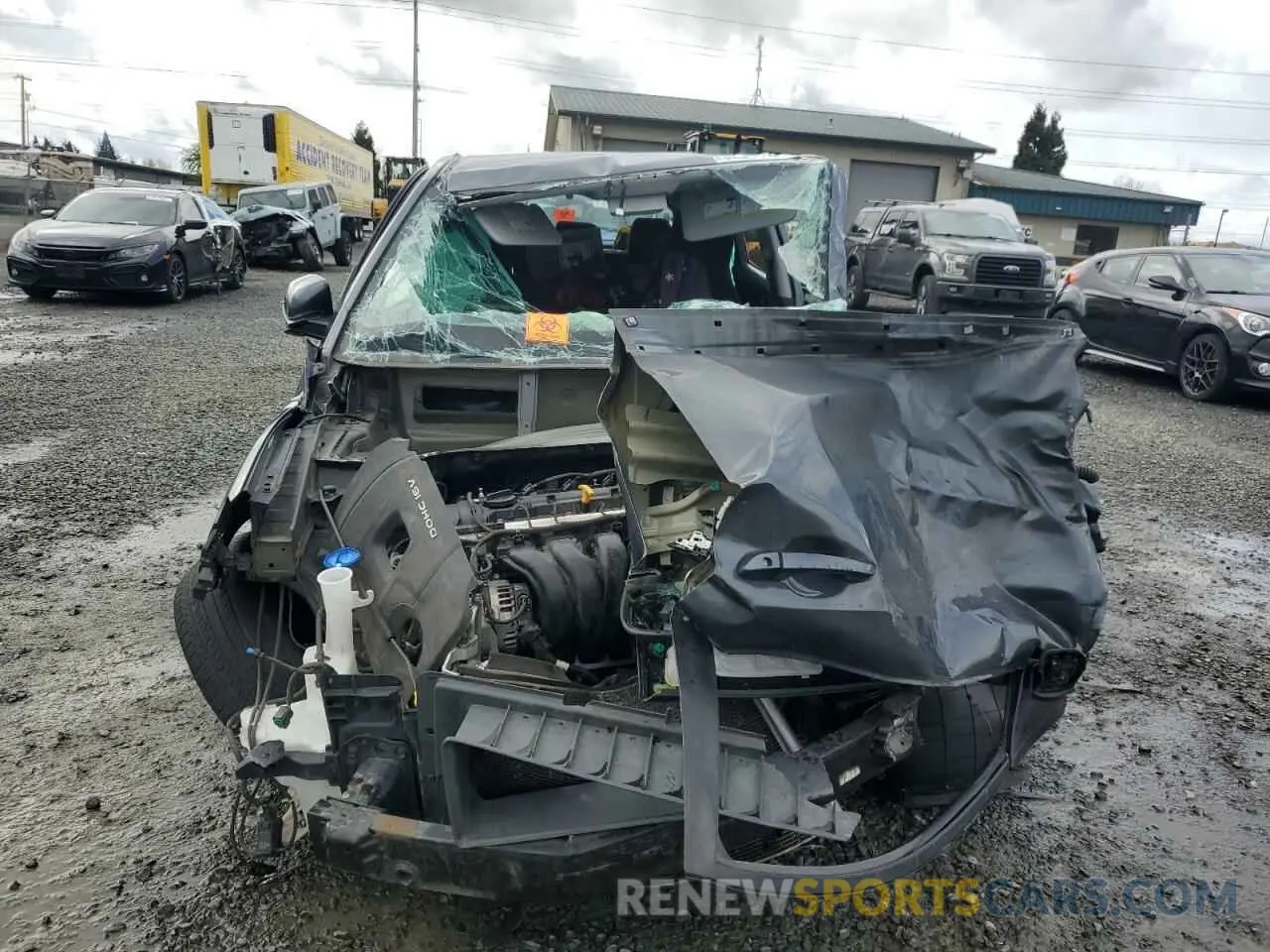5 fotografías del automóvil dañado KM8K1CAA2KU288111 HYUNDAI KONA 2019