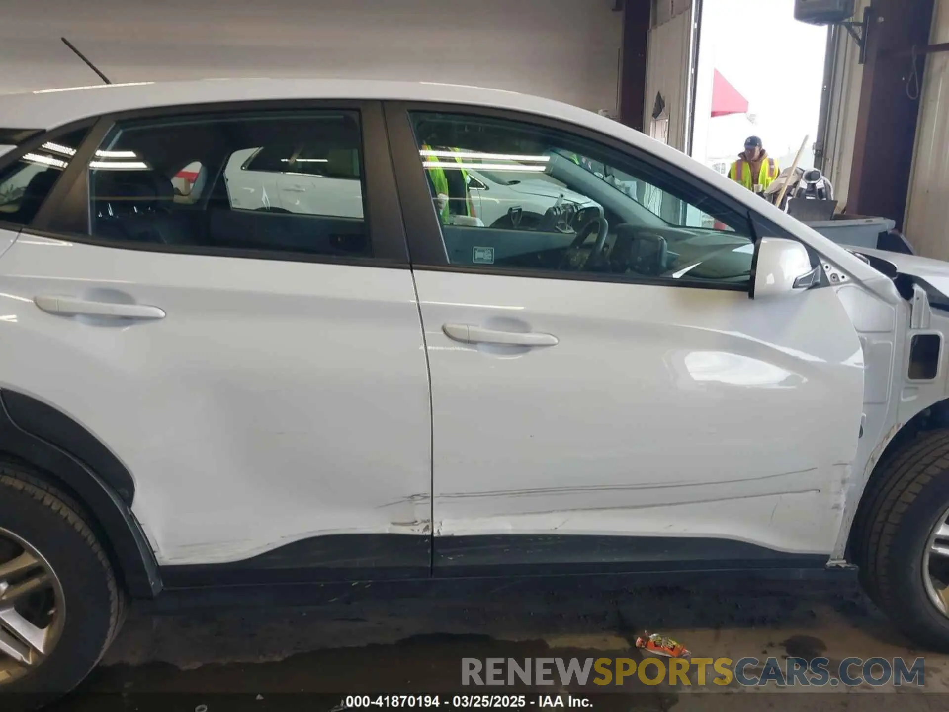 14 fotografías del automóvil dañado KM8K1CAA3KU291745 HYUNDAI KONA 2019