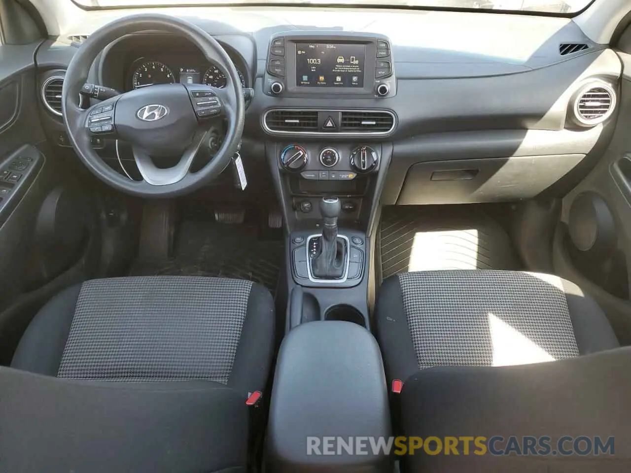 8 fotografías del automóvil dañado KM8K1CAA6KU292890 HYUNDAI KONA 2019