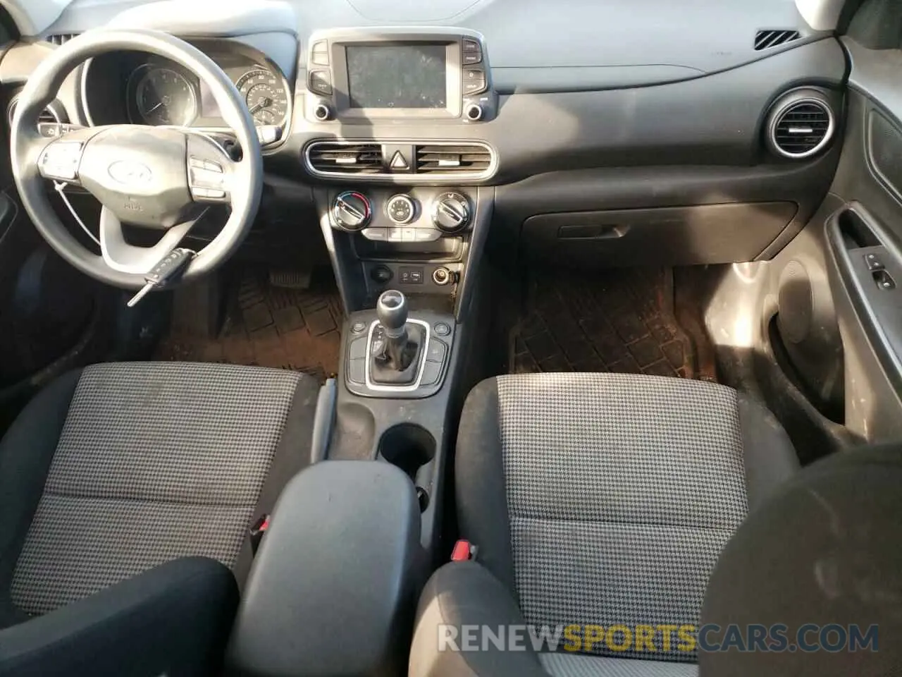 8 fotografías del automóvil dañado KM8K1CAA6KU345619 HYUNDAI KONA 2019