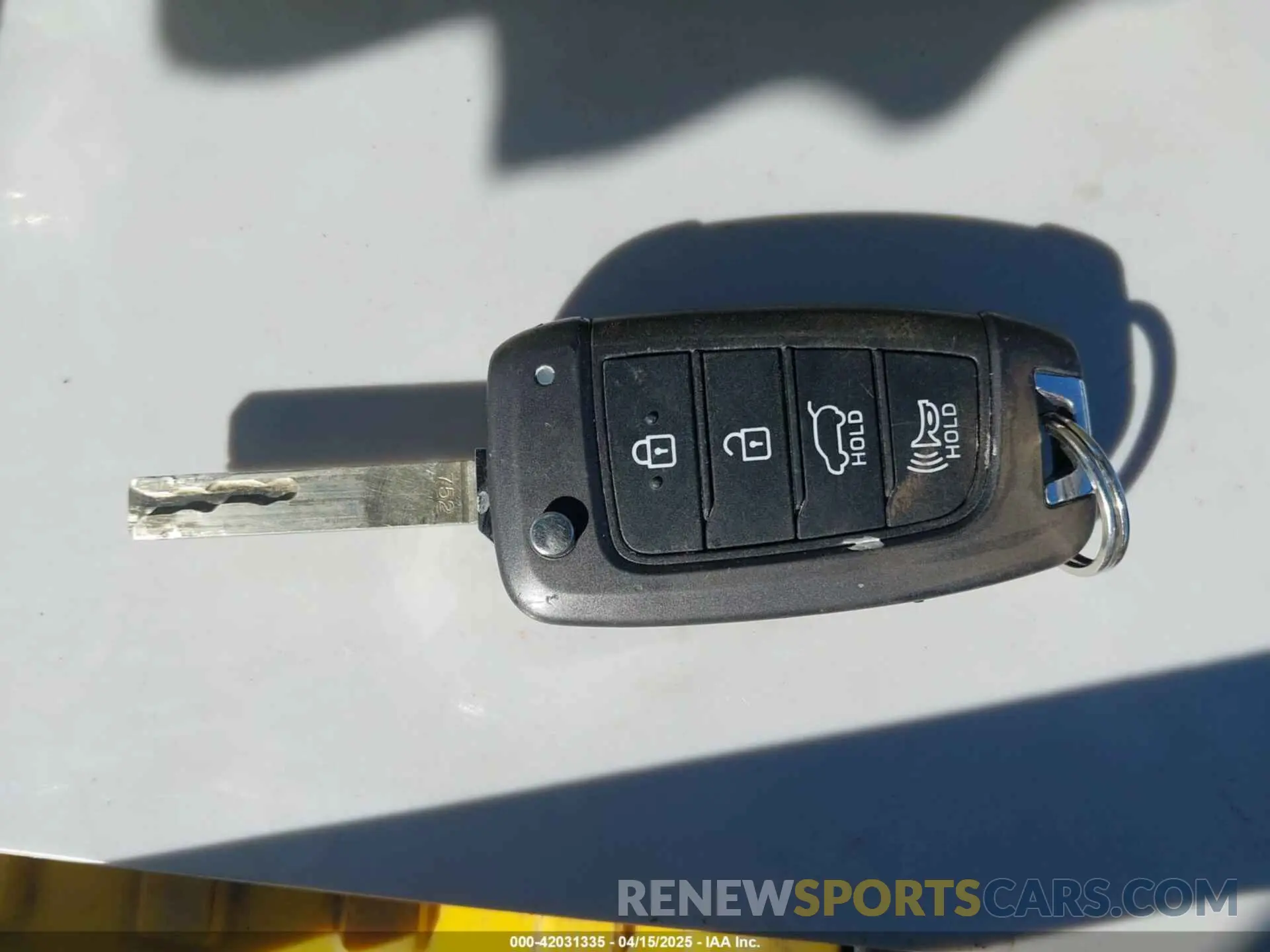 11 fotografías del automóvil dañado KM8K1CAA8KU288114 HYUNDAI KONA 2019
