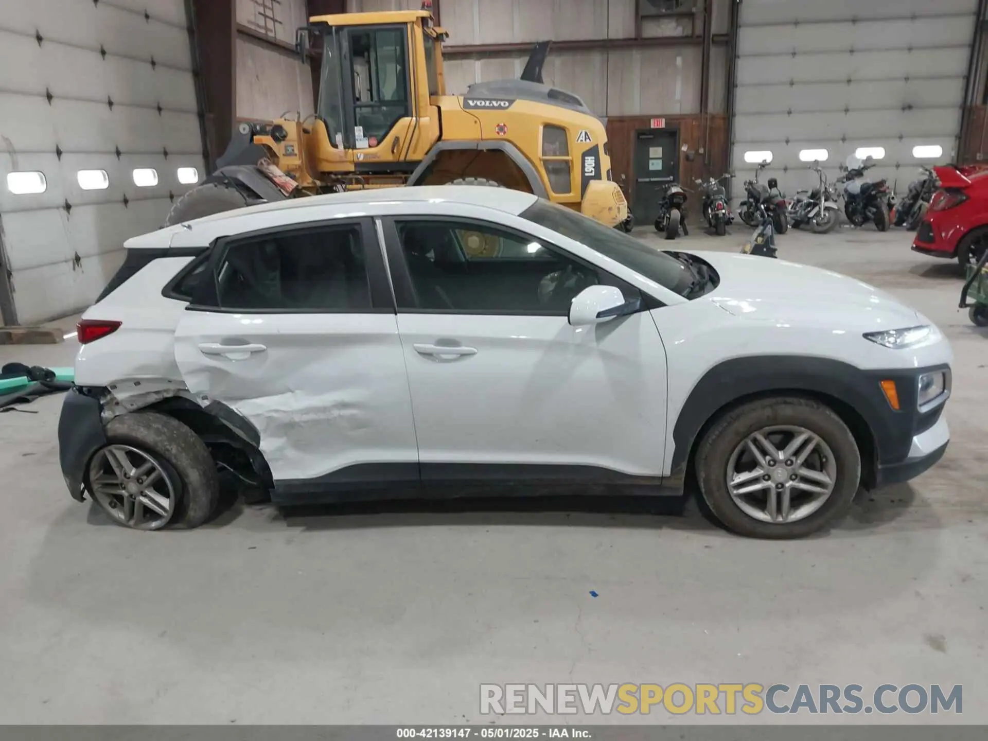 13 fotografías del automóvil dañado KM8K1CAA9KU216838 HYUNDAI KONA 2019