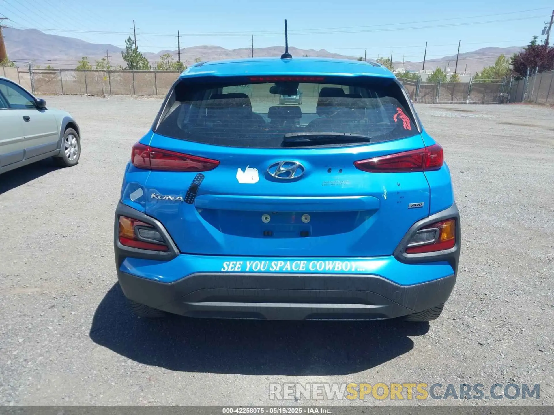 16 fotografías del automóvil dañado KM8K1CAAXKU297932 HYUNDAI KONA 2019