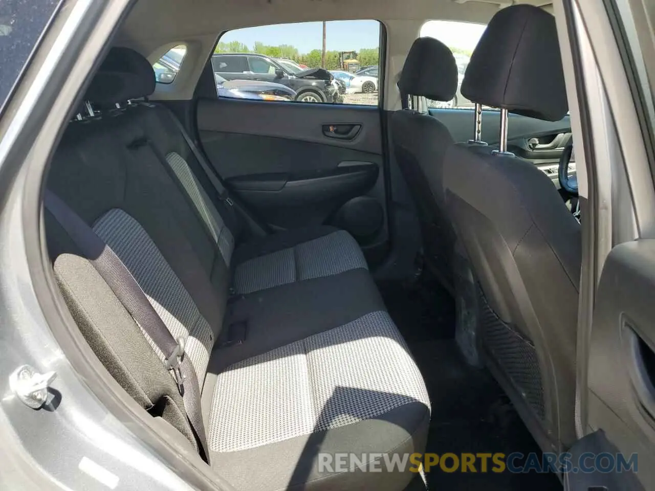 10 fotografías del automóvil dañado KM8K22AA1KU195247 HYUNDAI KONA 2019