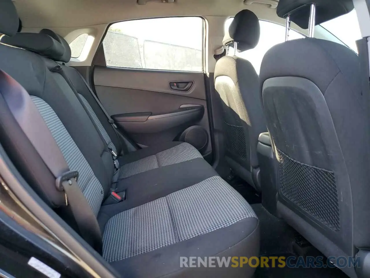 10 fotografías del automóvil dañado KM8K22AA5KU264361 HYUNDAI KONA 2019