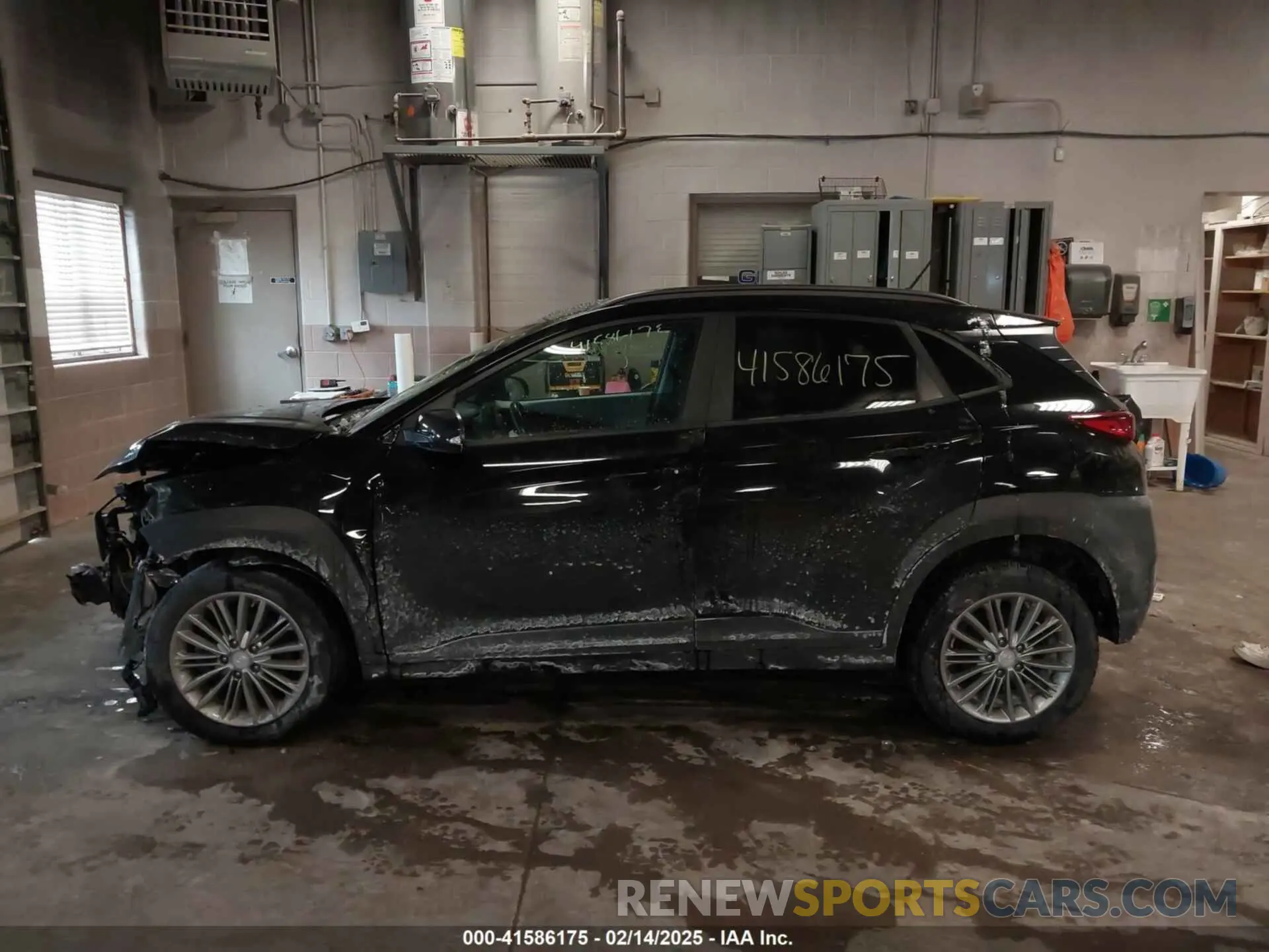 13 fotografías del automóvil dañado KM8K2CAA0KU250471 HYUNDAI KONA 2019
