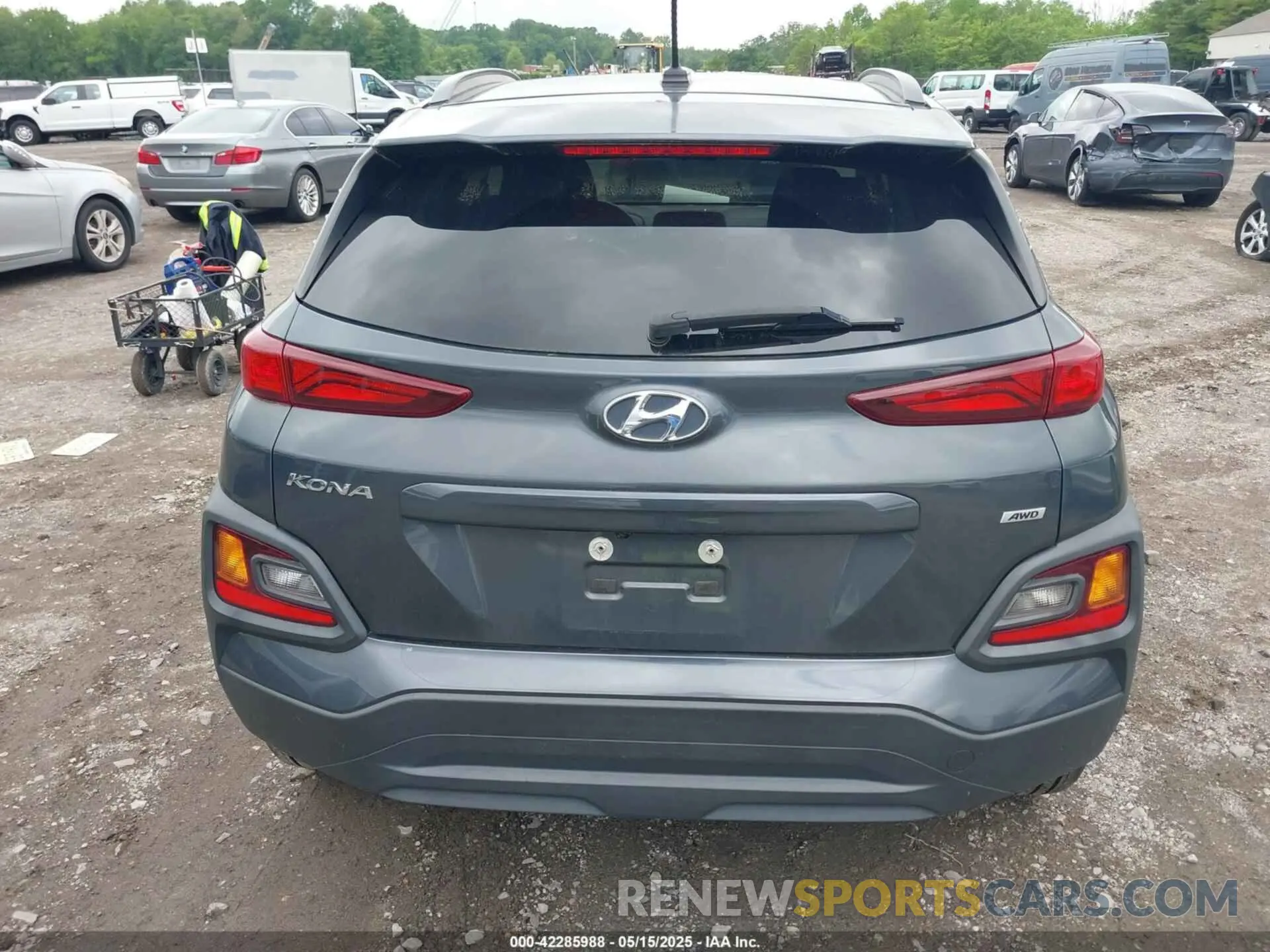 16 fotografías del automóvil dañado KM8K2CAA0KU368763 HYUNDAI KONA 2019