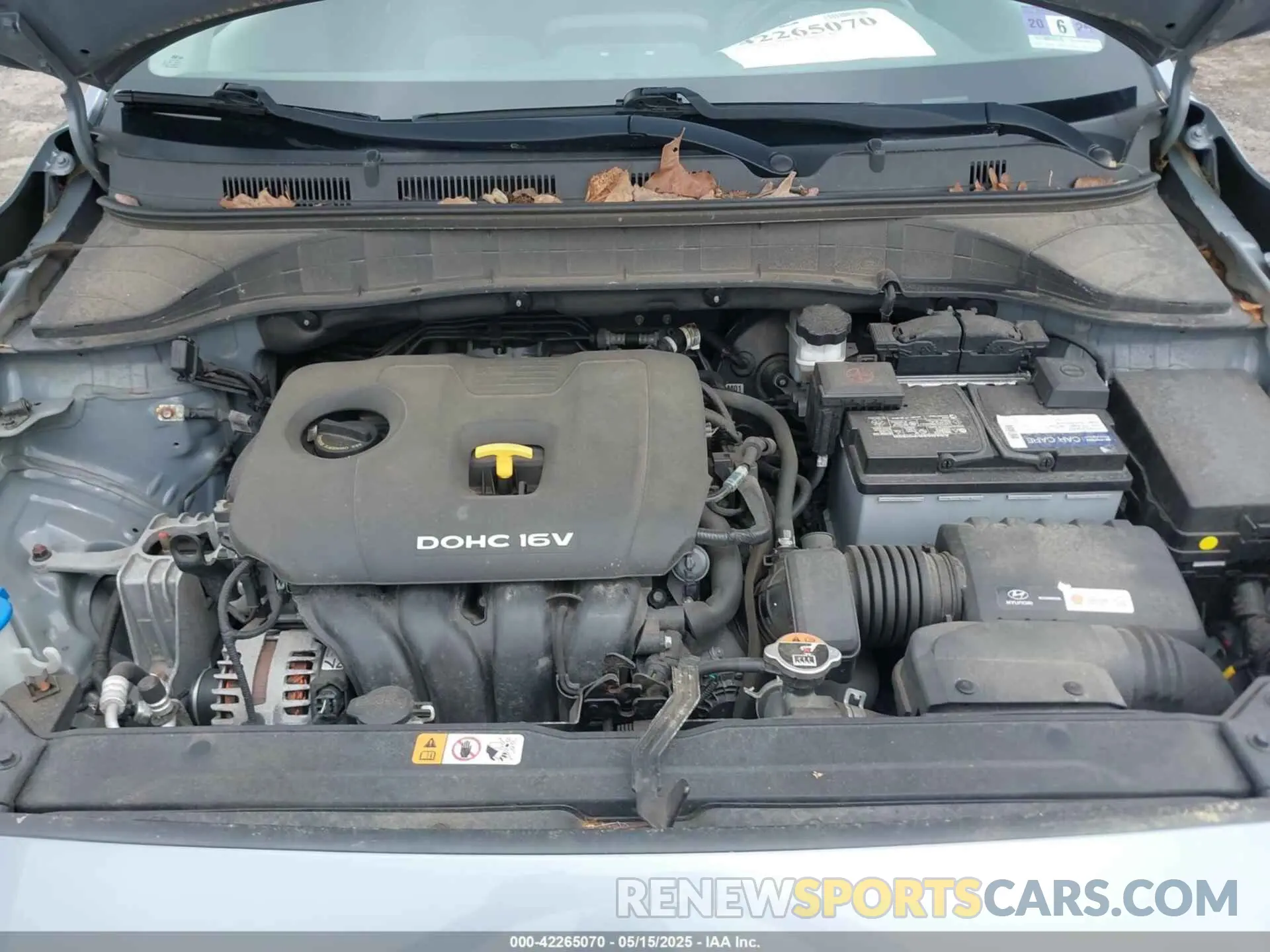 10 fotografías del automóvil dañado KM8K2CAA1KU330510 HYUNDAI KONA 2019