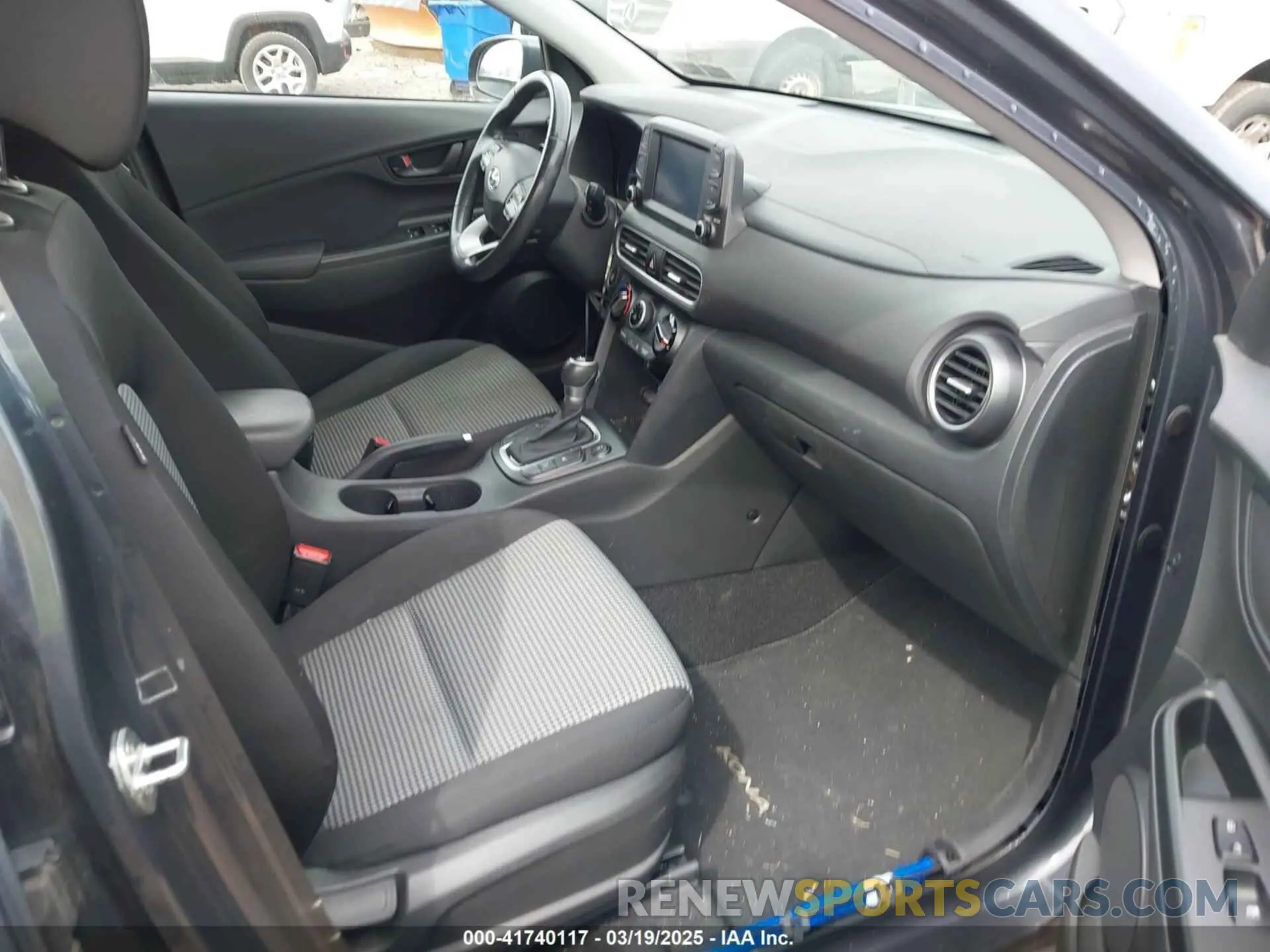 5 fotografías del automóvil dañado KM8K2CAA5KU352381 HYUNDAI KONA 2019