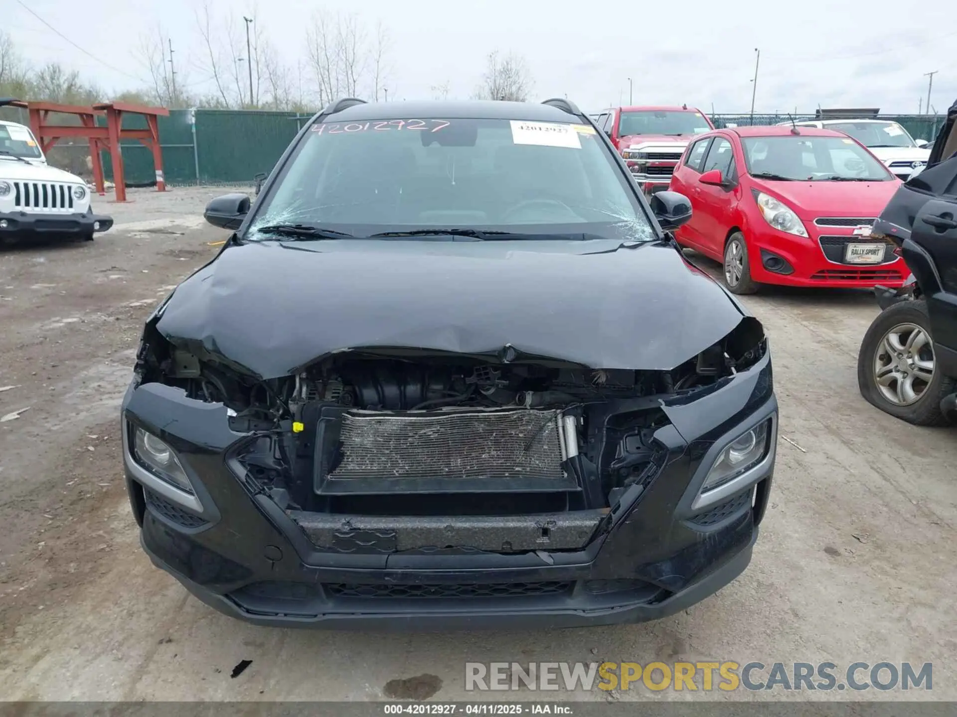 12 fotografías del automóvil dañado KM8K2CAA5KU366944 HYUNDAI KONA 2019