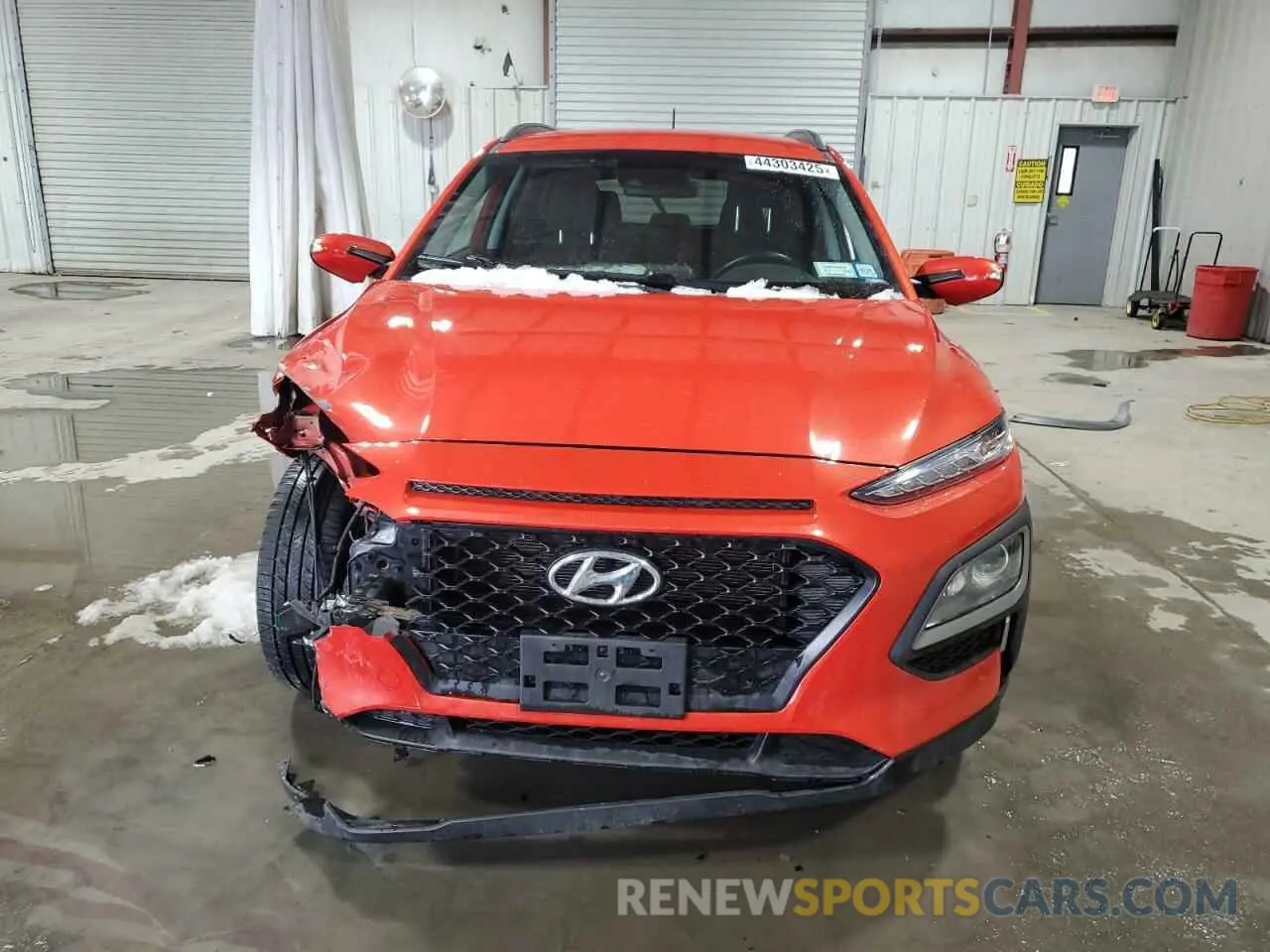 5 fotografías del automóvil dañado KM8K2CAA8KU371474 HYUNDAI KONA 2019