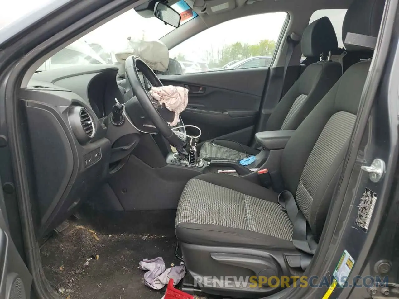7 fotografías del automóvil dañado KM8K2CAA8KU377159 HYUNDAI KONA 2019
