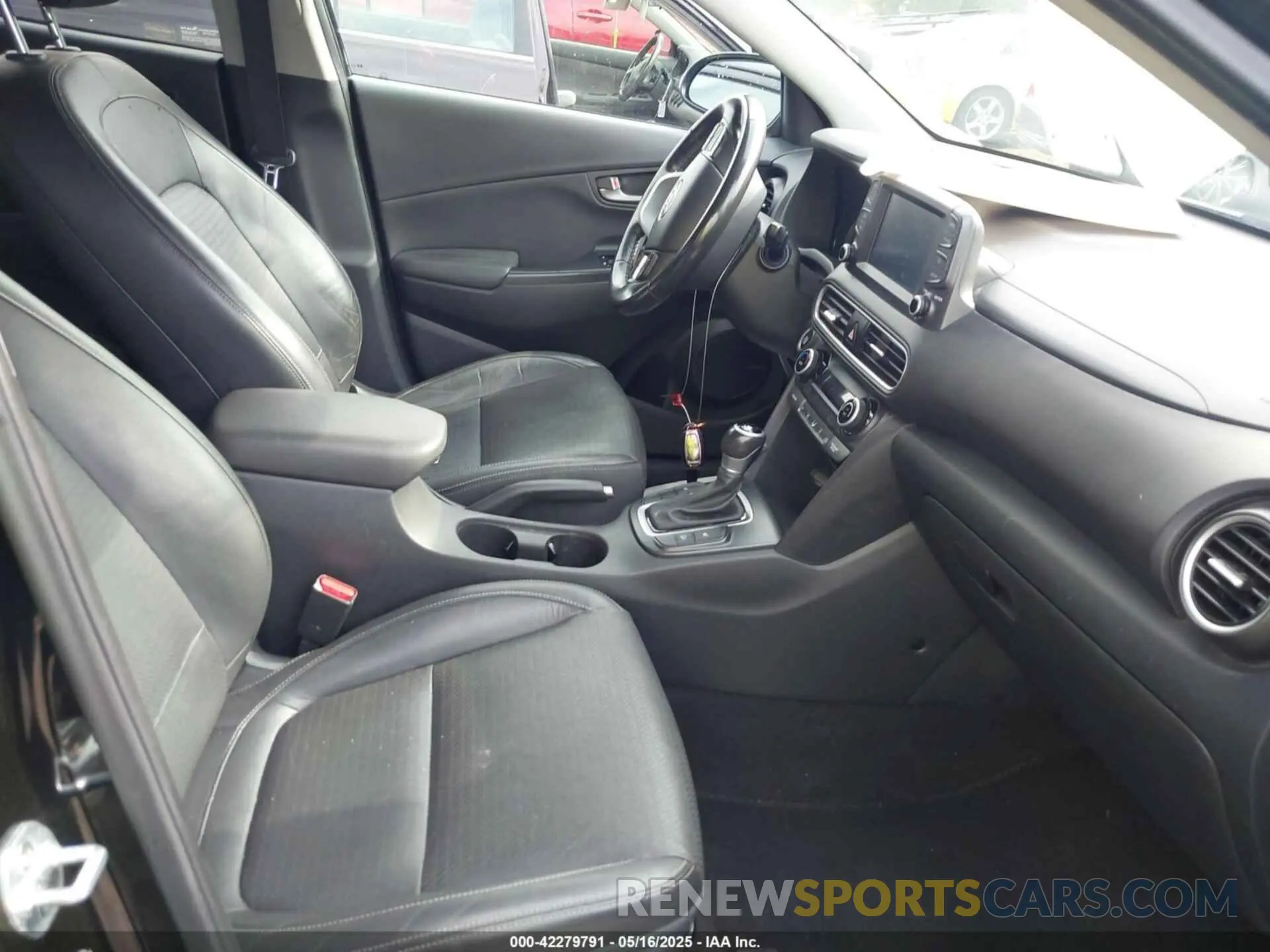 5 fotografías del automóvil dañado KM8K33A5XKU206512 HYUNDAI KONA 2019