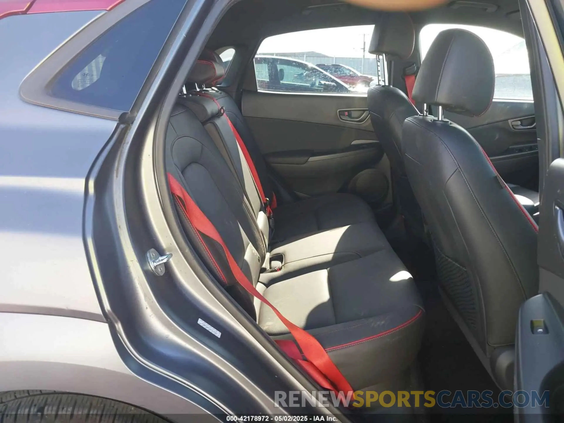 8 fotografías del automóvil dañado KM8K53A51KU313667 HYUNDAI KONA 2019