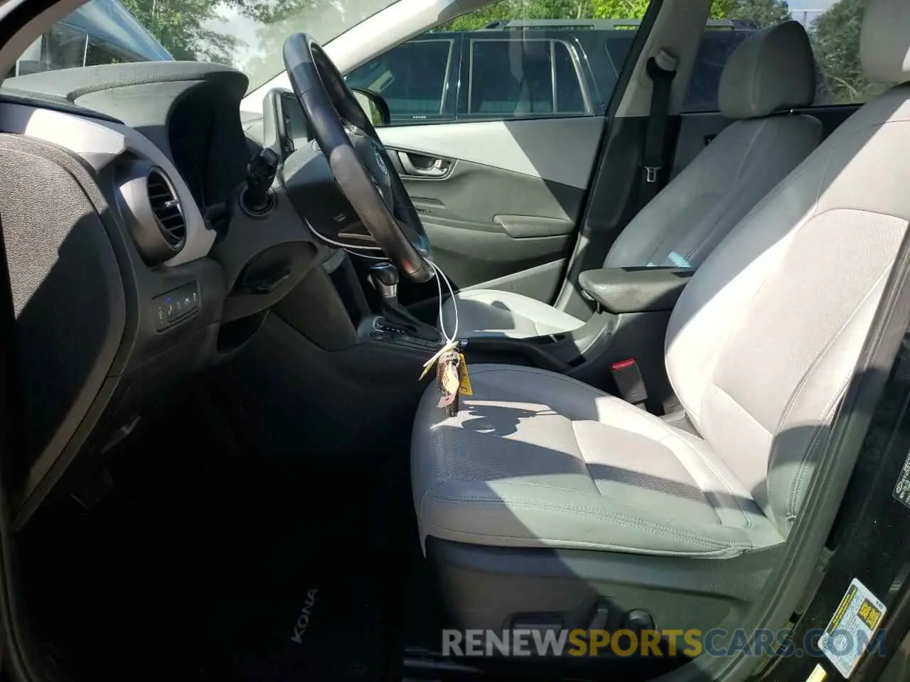 7 fotografías del automóvil dañado KM8K53A55KU270970 HYUNDAI KONA 2019