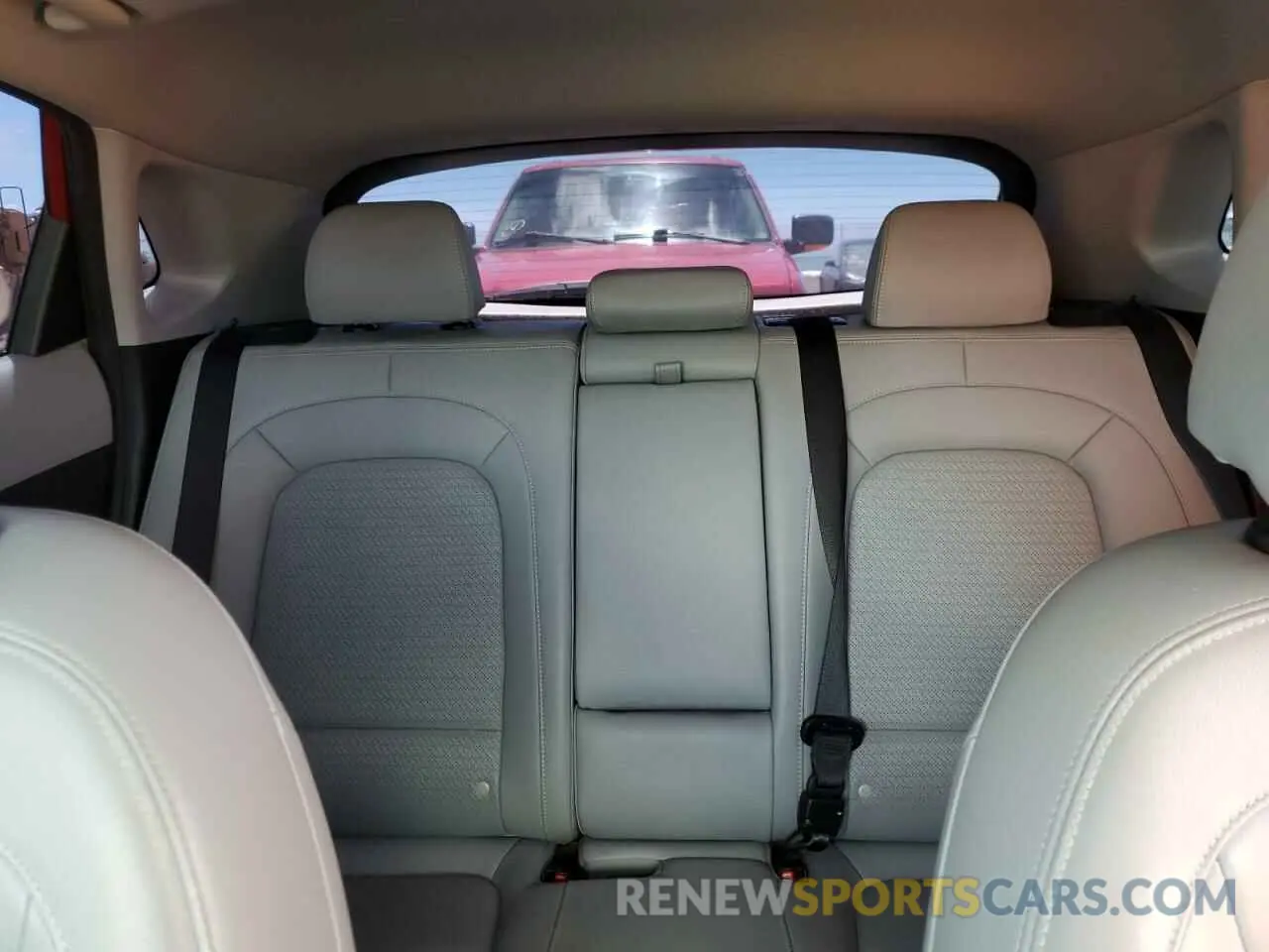 10 fotografías del automóvil dañado KM8K53A55KU380465 HYUNDAI KONA 2019