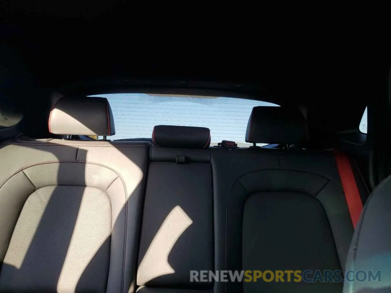 10 fotografías del automóvil dañado KM8K5CA52KU319722 HYUNDAI KONA 2019