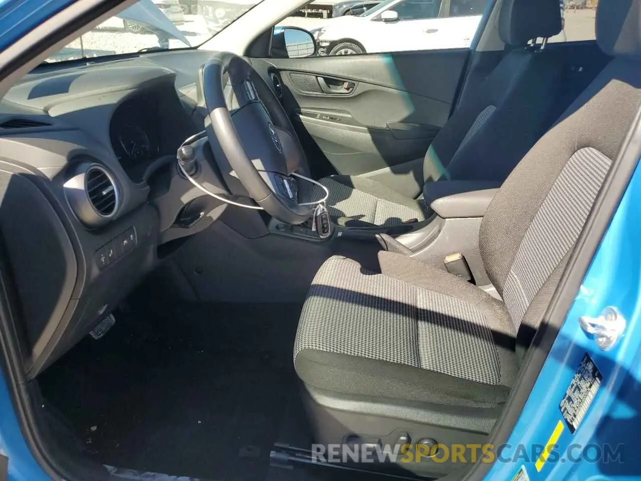 7 fotografías del automóvil dañado KM8K62AA1KU373176 HYUNDAI KONA 2019