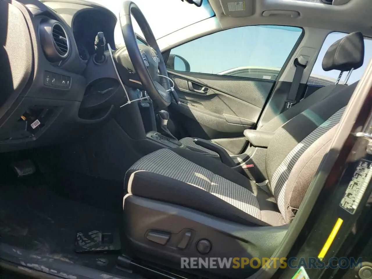 7 fotografías del automóvil dañado KM8K62AA2KU359920 HYUNDAI KONA 2019