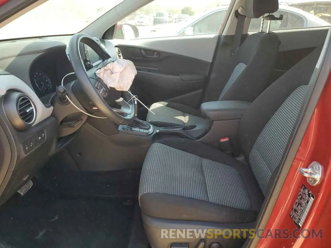 7 fotografías del automóvil dañado KM8K62AA4KU255672 HYUNDAI KONA 2019