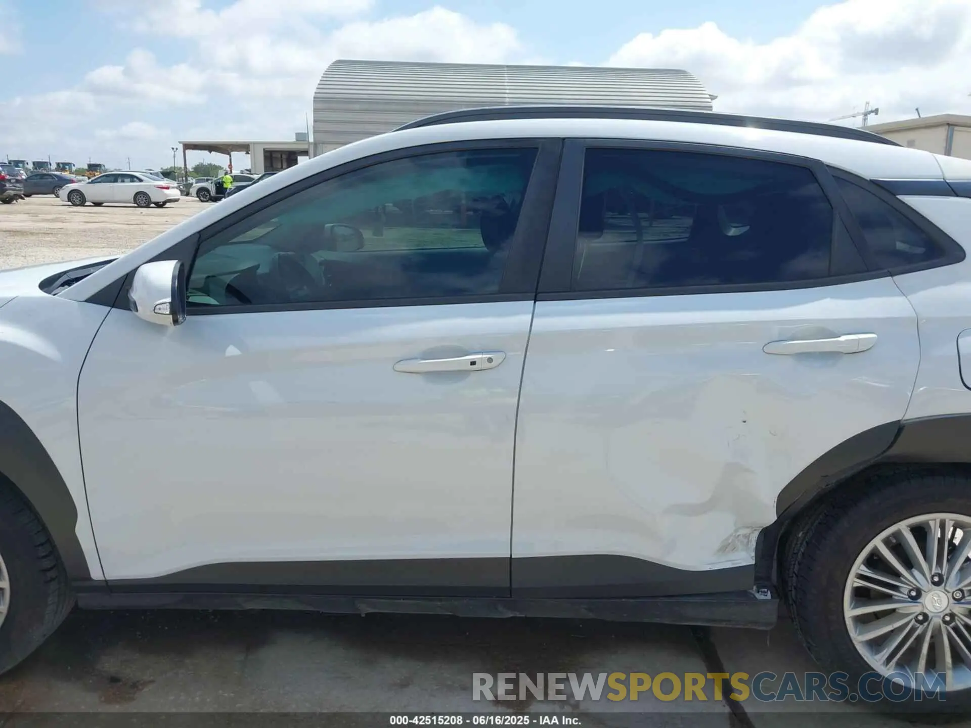 14 fotografías del automóvil dañado KM8K62AA9KU245087 HYUNDAI KONA 2019