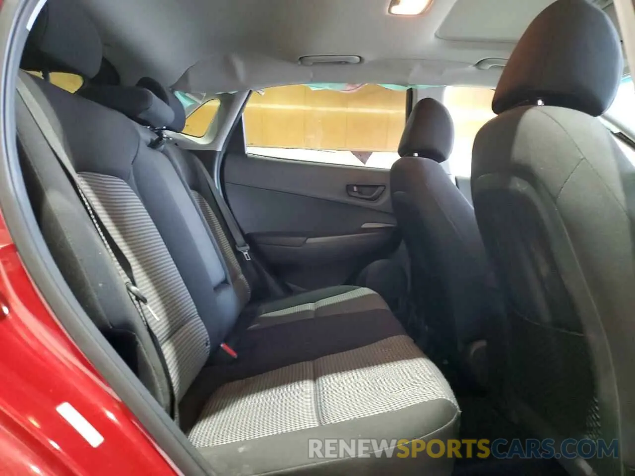 11 fotografías del automóvil dañado KM8K6CAA6KU257297 HYUNDAI KONA 2019