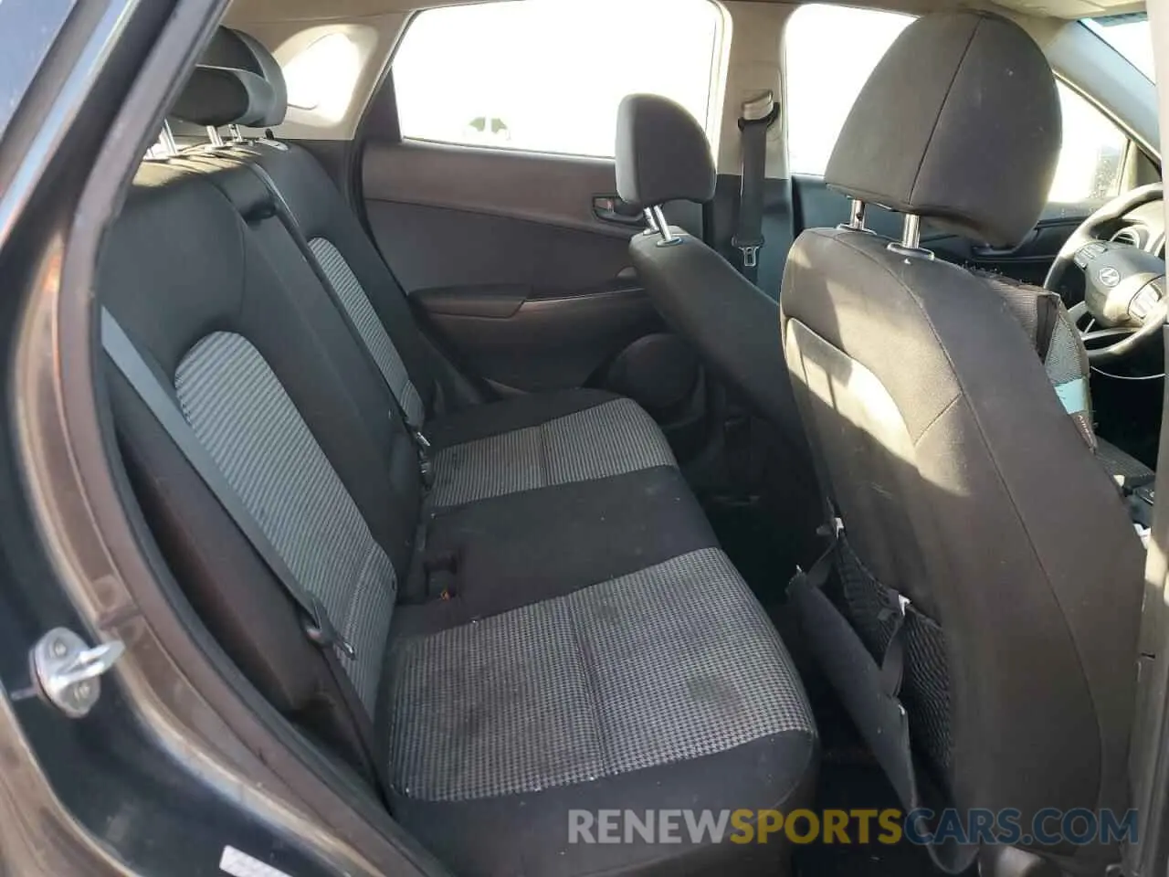 11 fotografías del automóvil dañado KM8K12AA1LU522962 HYUNDAI KONA 2020