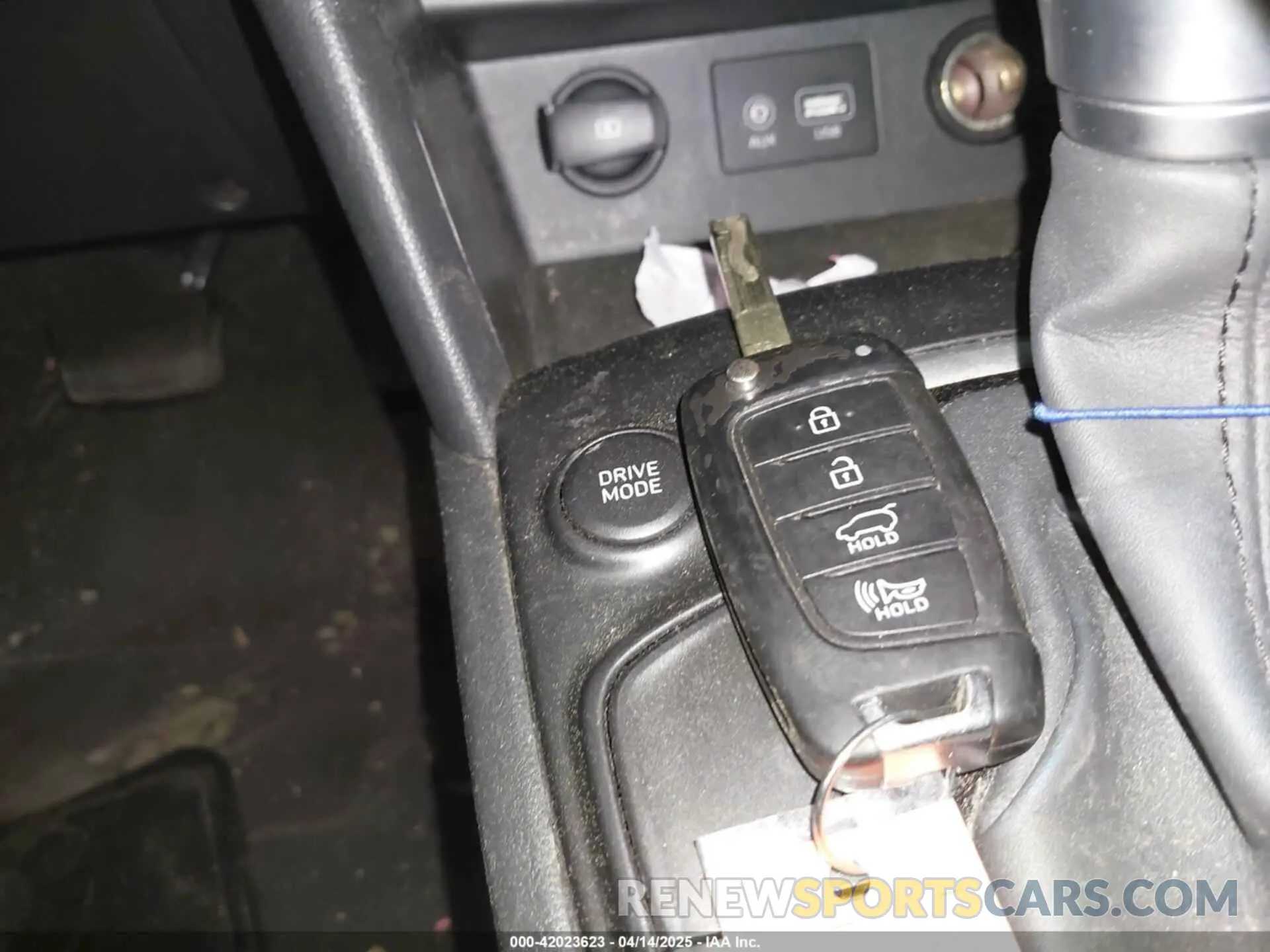 11 fotografías del automóvil dañado KM8K12AA2LU434275 HYUNDAI KONA 2020