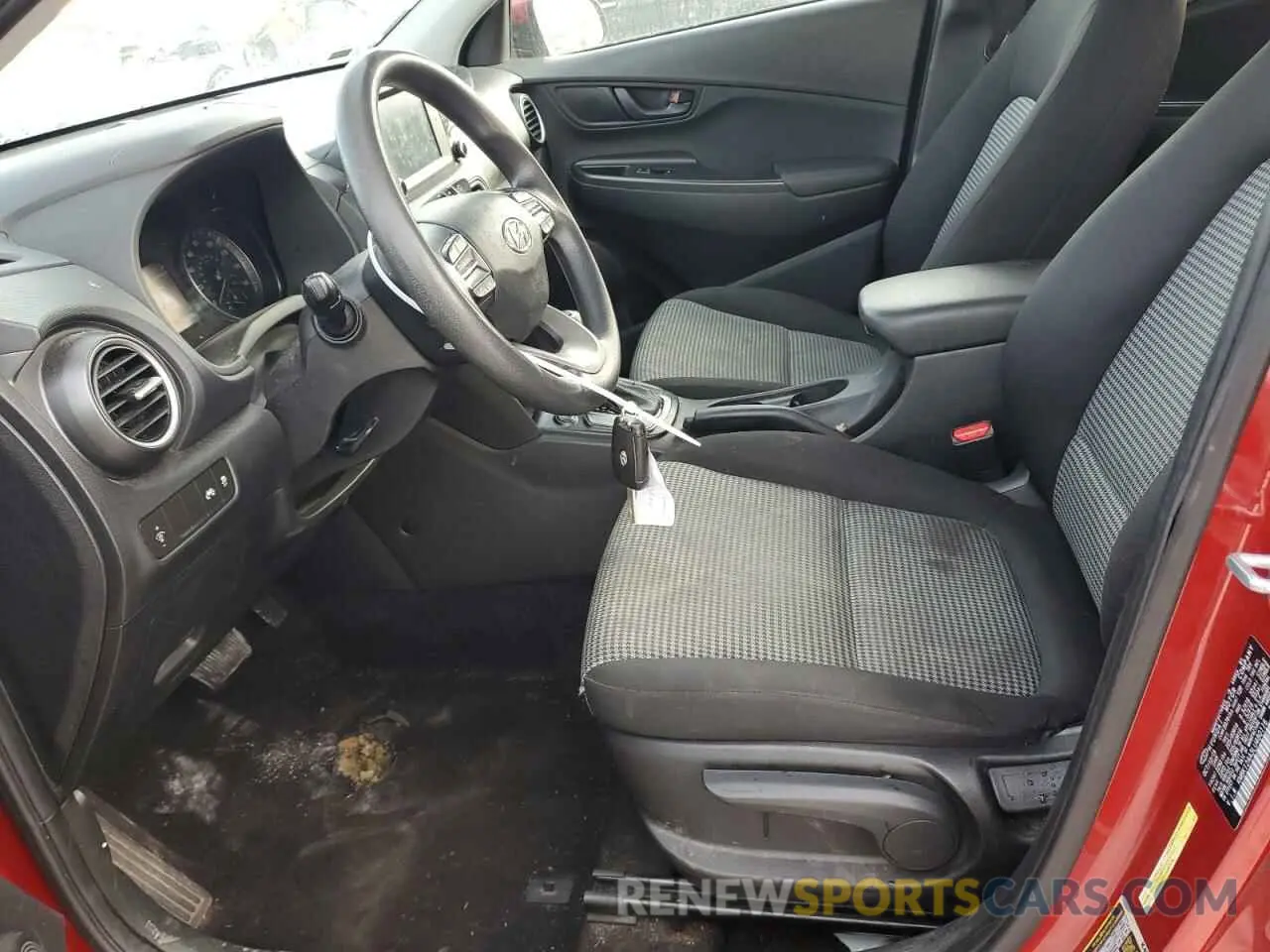 7 fotografías del automóvil dañado KM8K12AA3LU480116 HYUNDAI KONA 2020