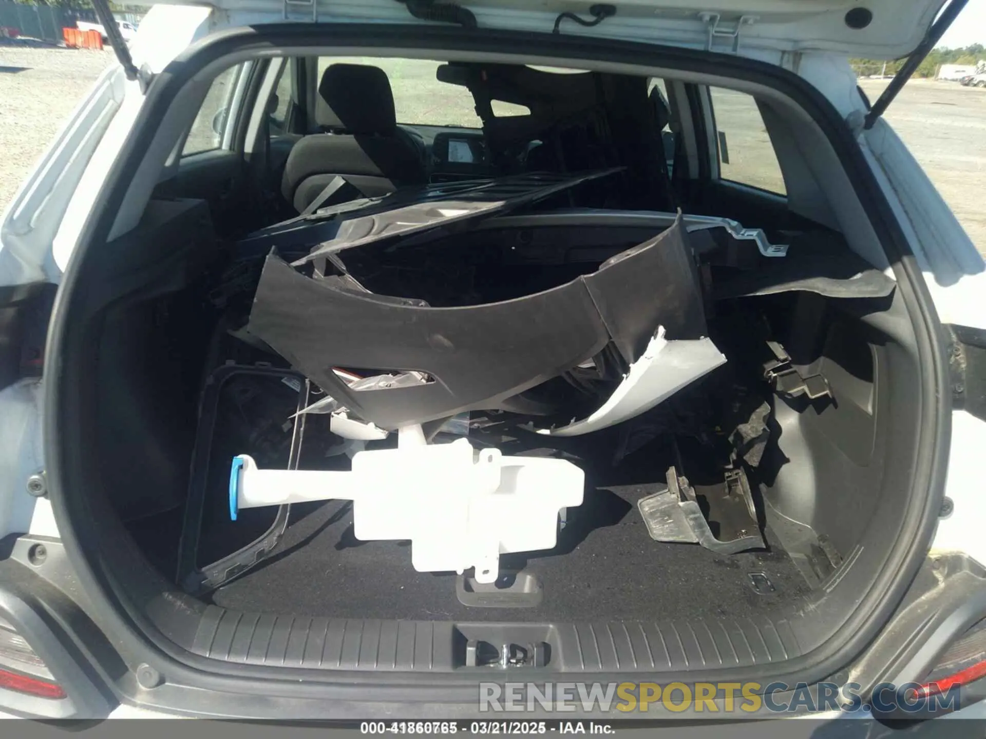 12 fotografías del automóvil dañado KM8K12AA4LU517738 HYUNDAI KONA 2020