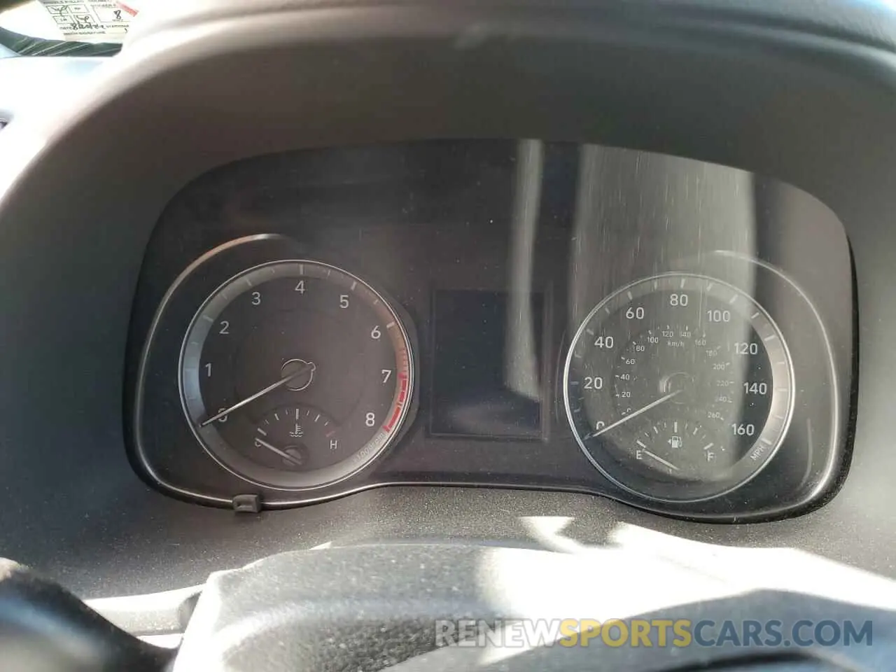 9 fotografías del automóvil dañado KM8K12AA5LU400346 HYUNDAI KONA 2020