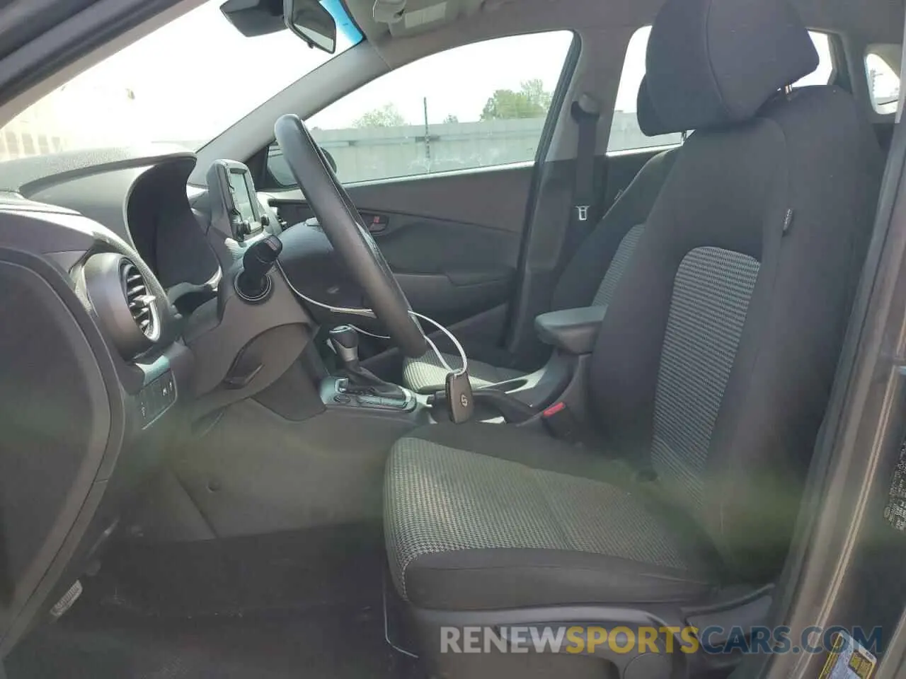 7 fotografías del automóvil dañado KM8K12AA6LU523069 HYUNDAI KONA 2020